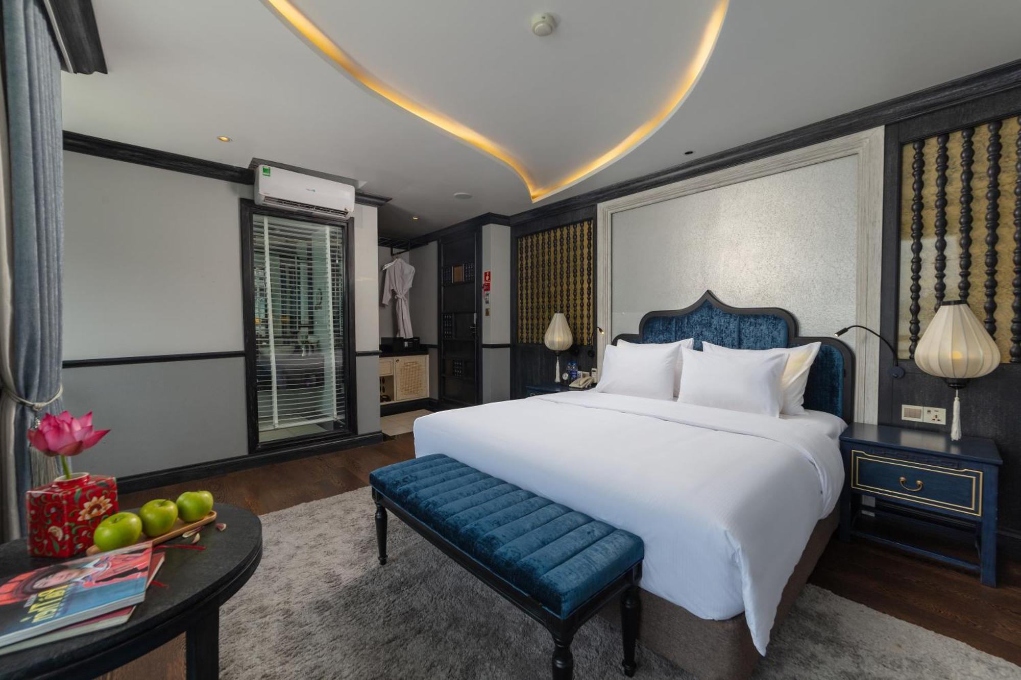 Lotus D'orient Cruise Resort Nan Giang