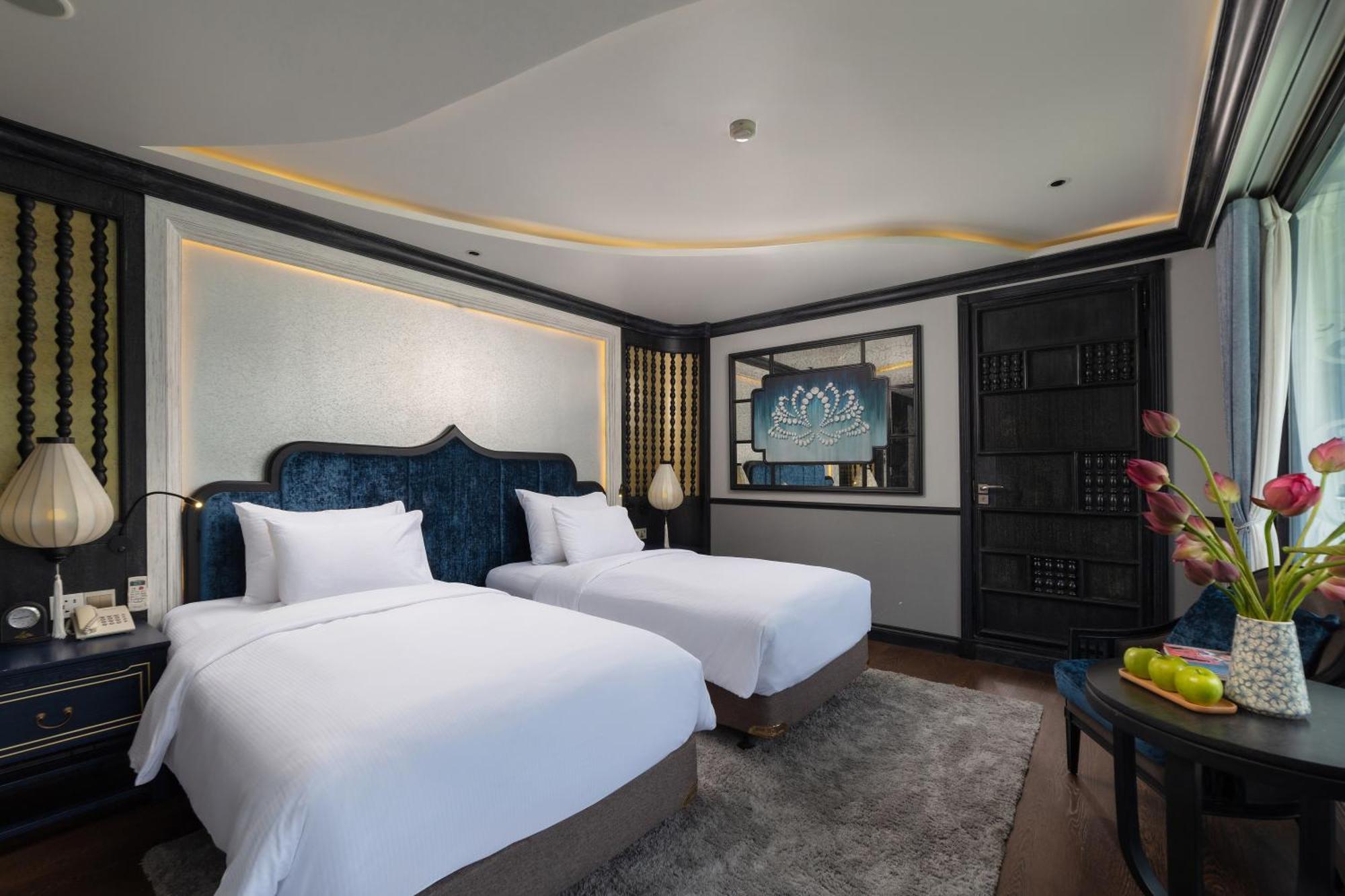 Lotus D'orient Cruise 5*