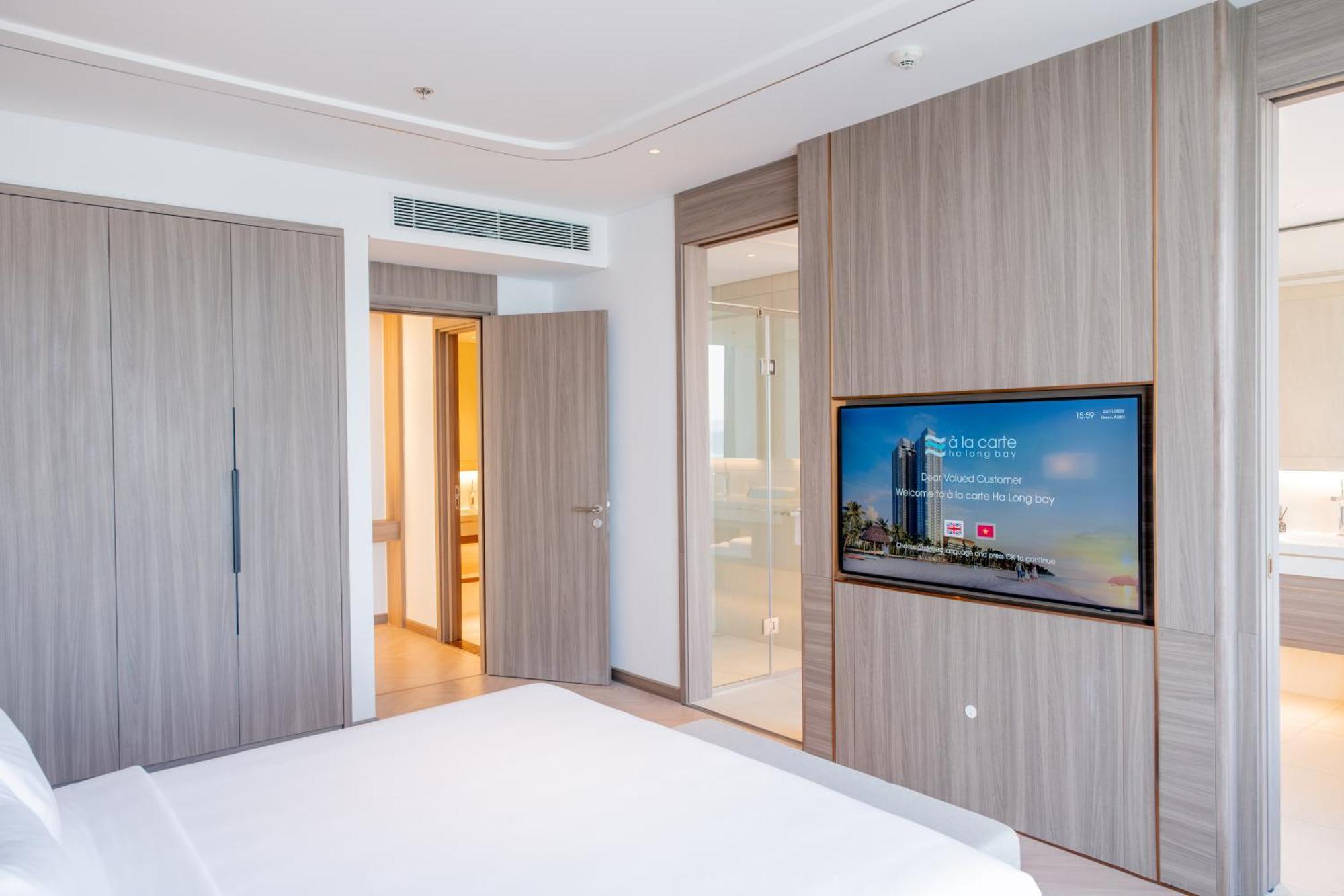 A La Carte Bay Managed By Taseco 5* Ha Long