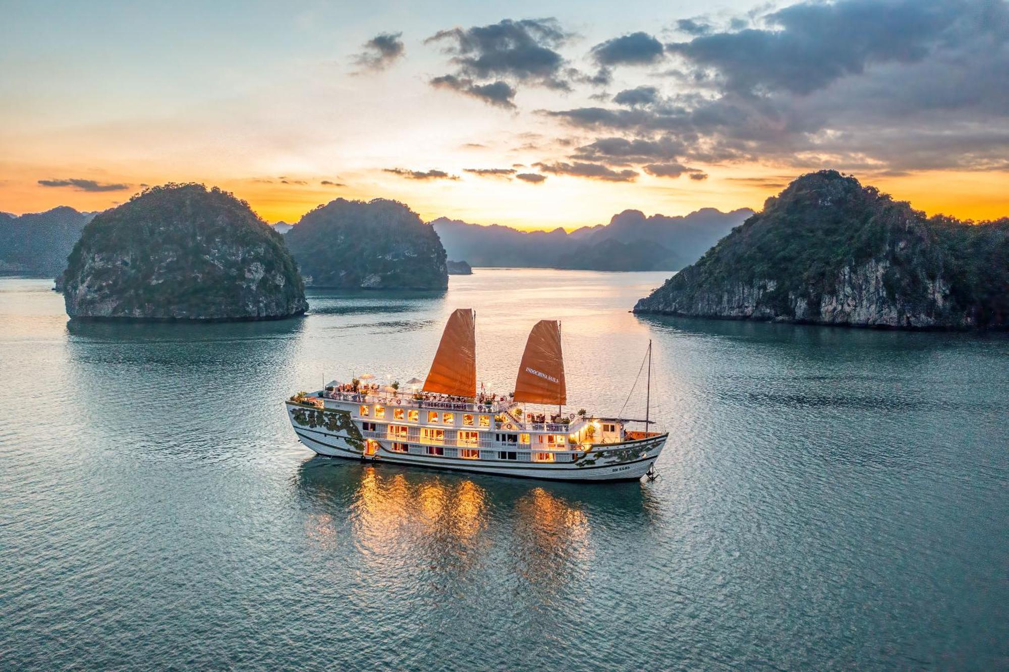 Indochina Sails Bay  5*