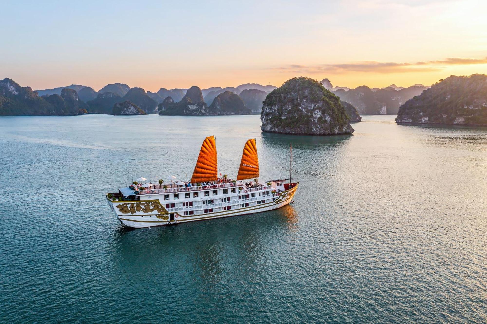 Indochina Sails Bay 5*