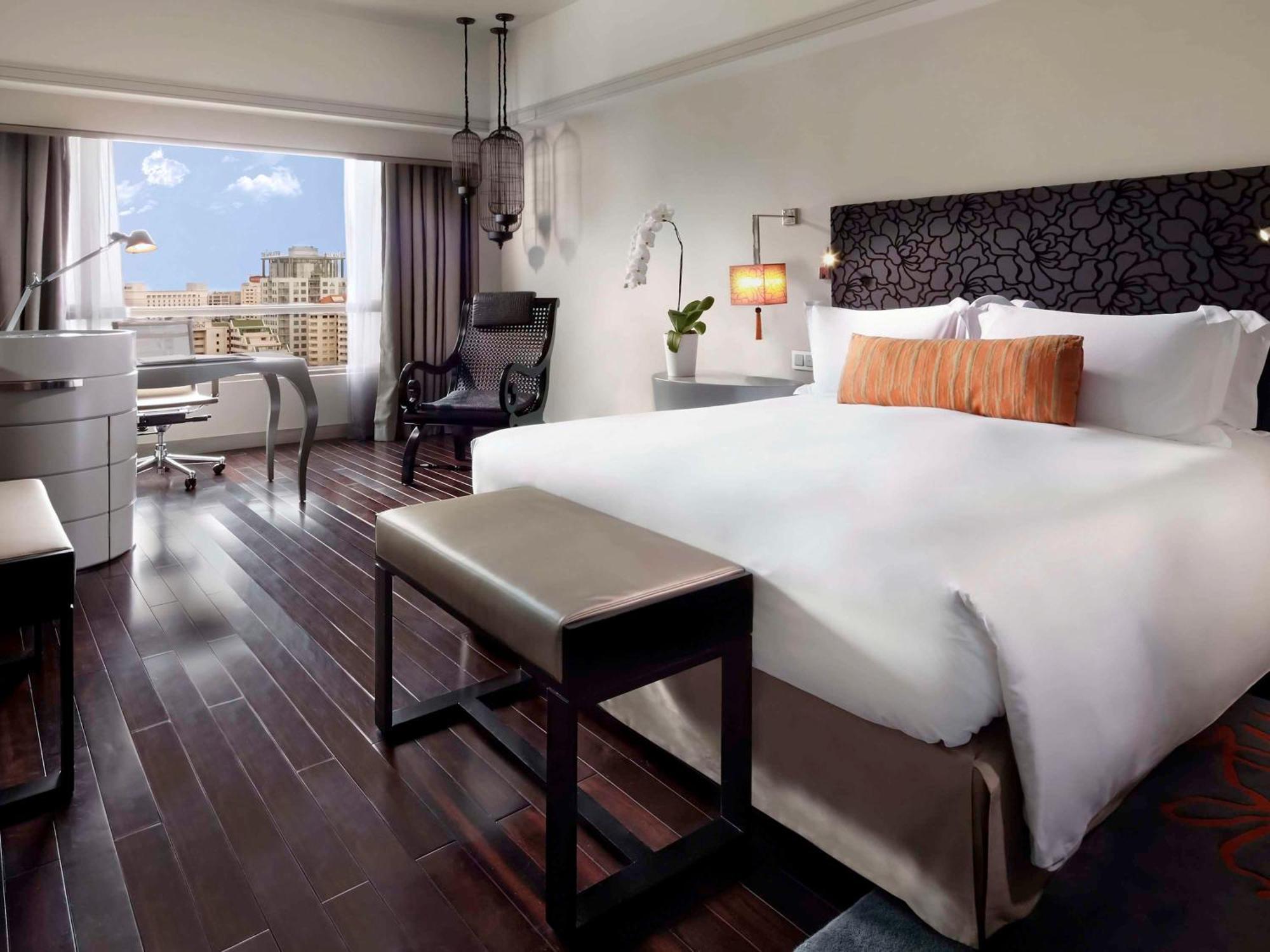 Khách sạn Sofitel Saigon Plaza TP. Hồ Chí Minh