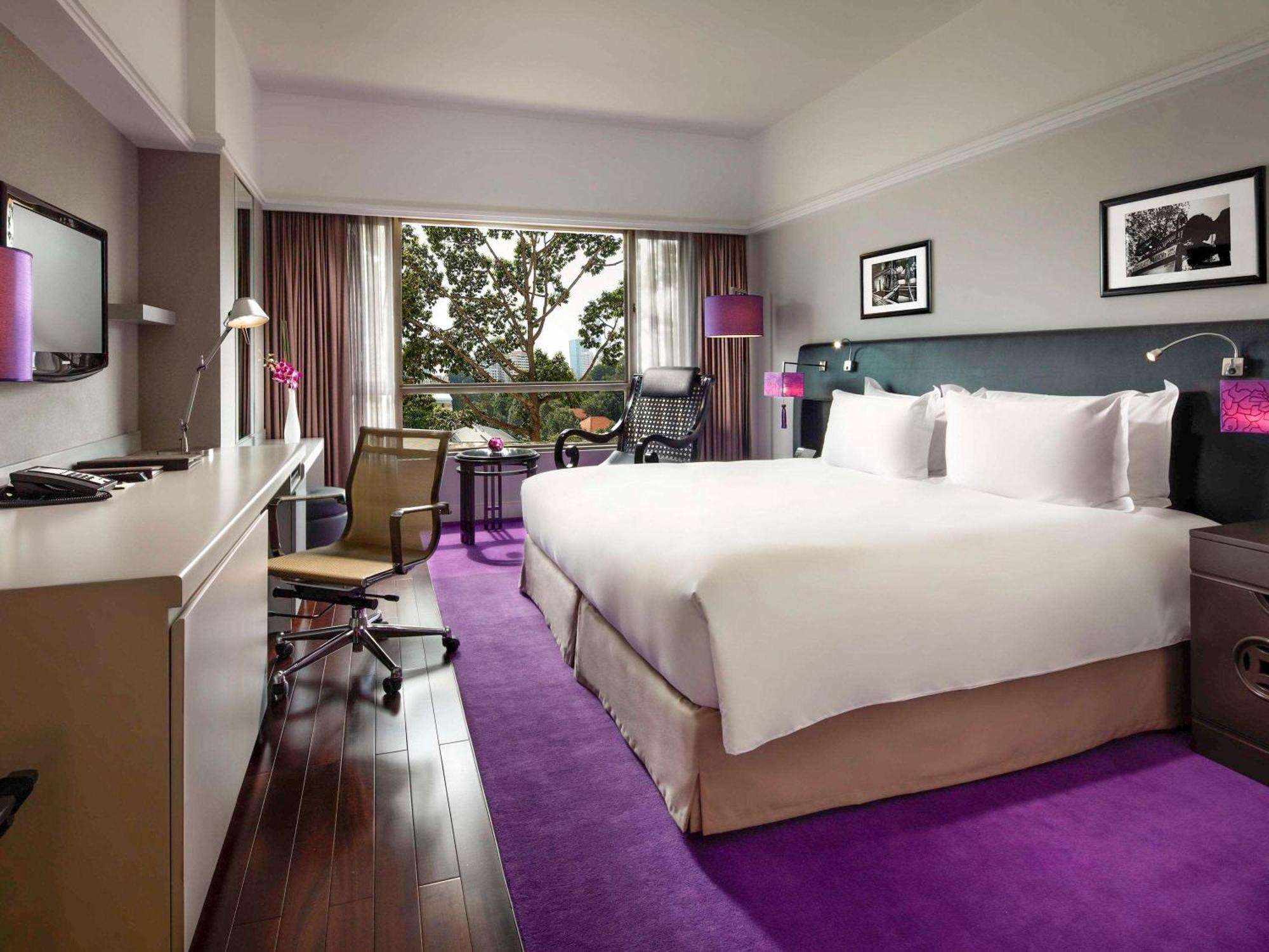 Khách sạn Sofitel Saigon Plaza 5*