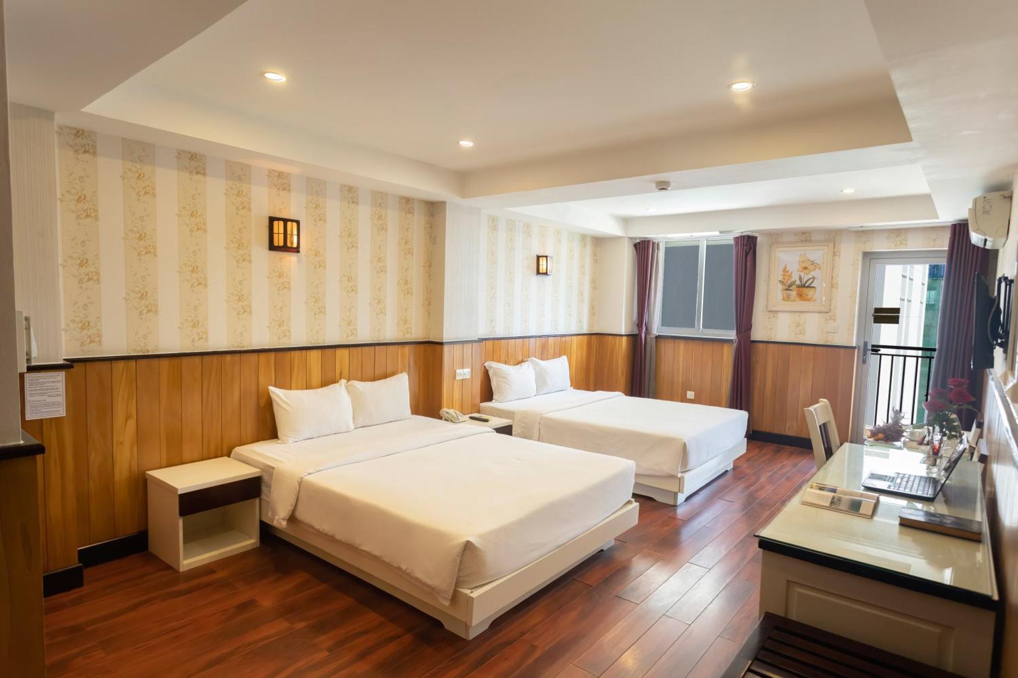Hotel Golden Rain 2 4*