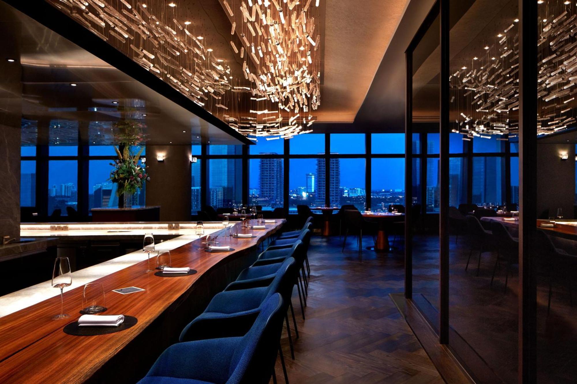 Khách sạn Le Meridien Saigon 5*