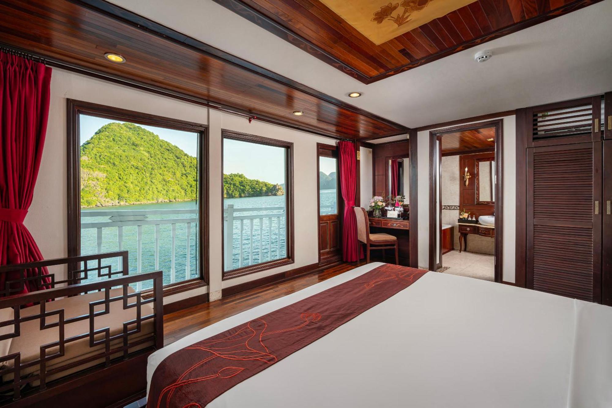 Indochina Sails Bay