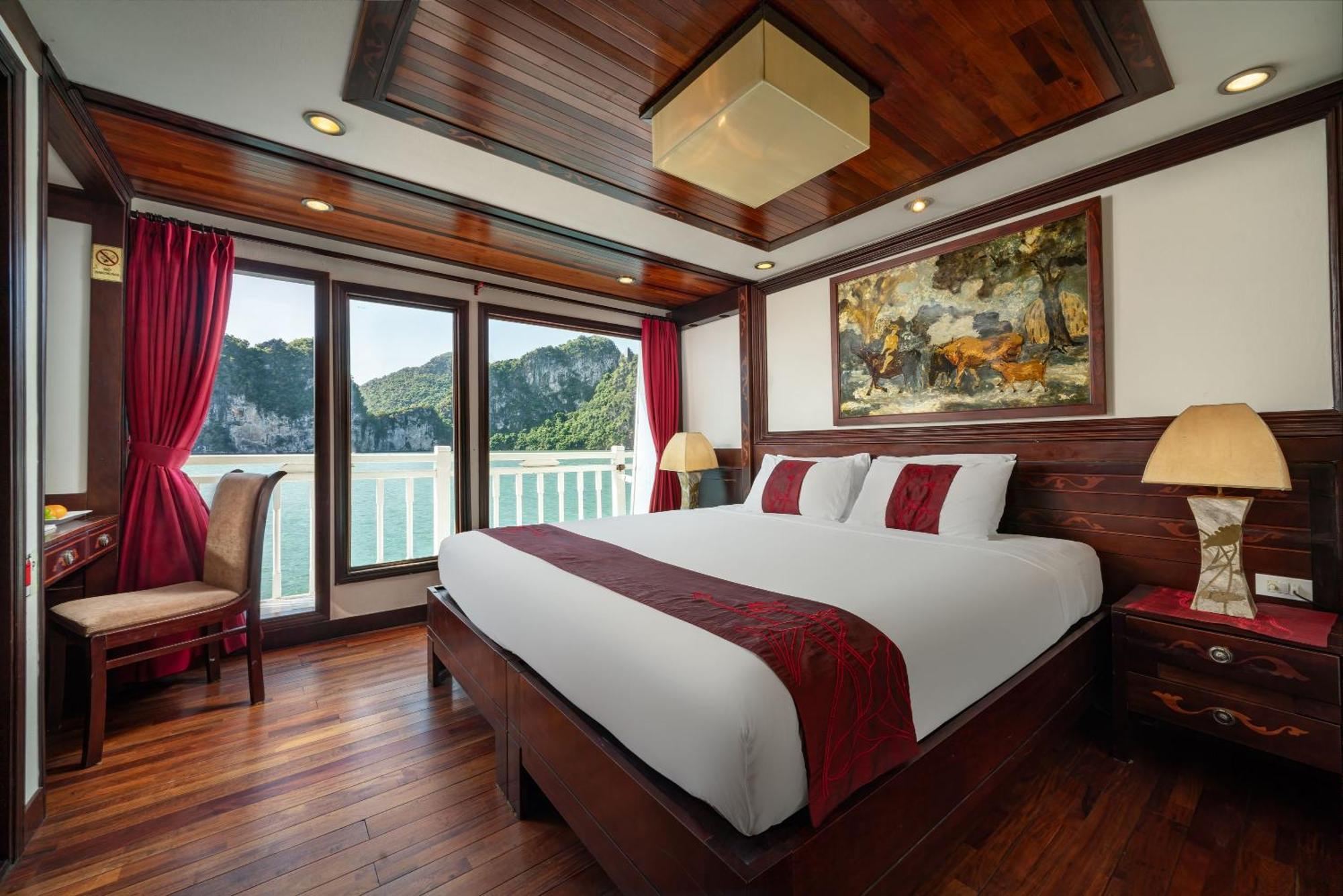  Indochina Sails Bay