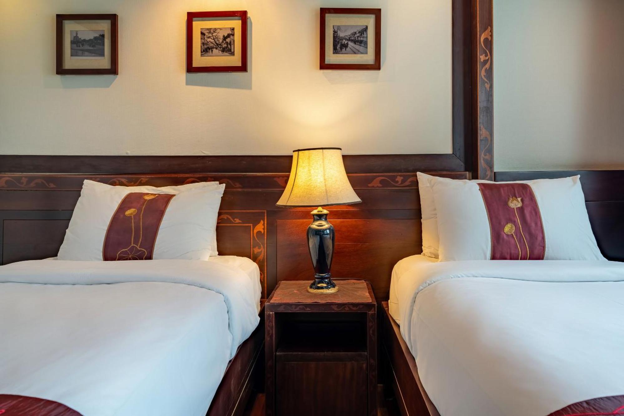 Indochina Sails Bay  Ha Long