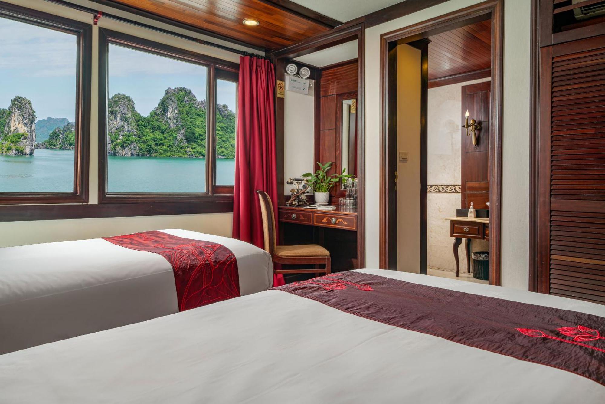 Indochina Sails Bay 5*