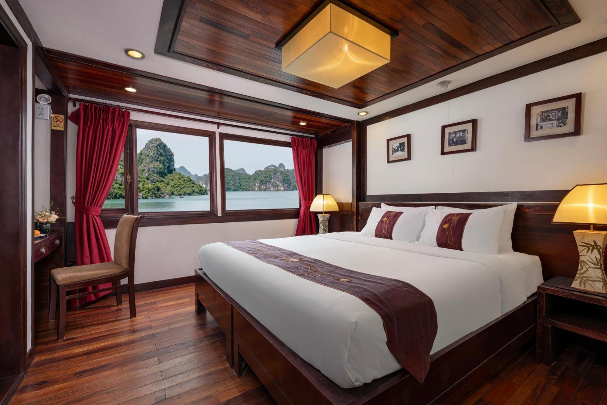 Indochina Sails Bay 5*