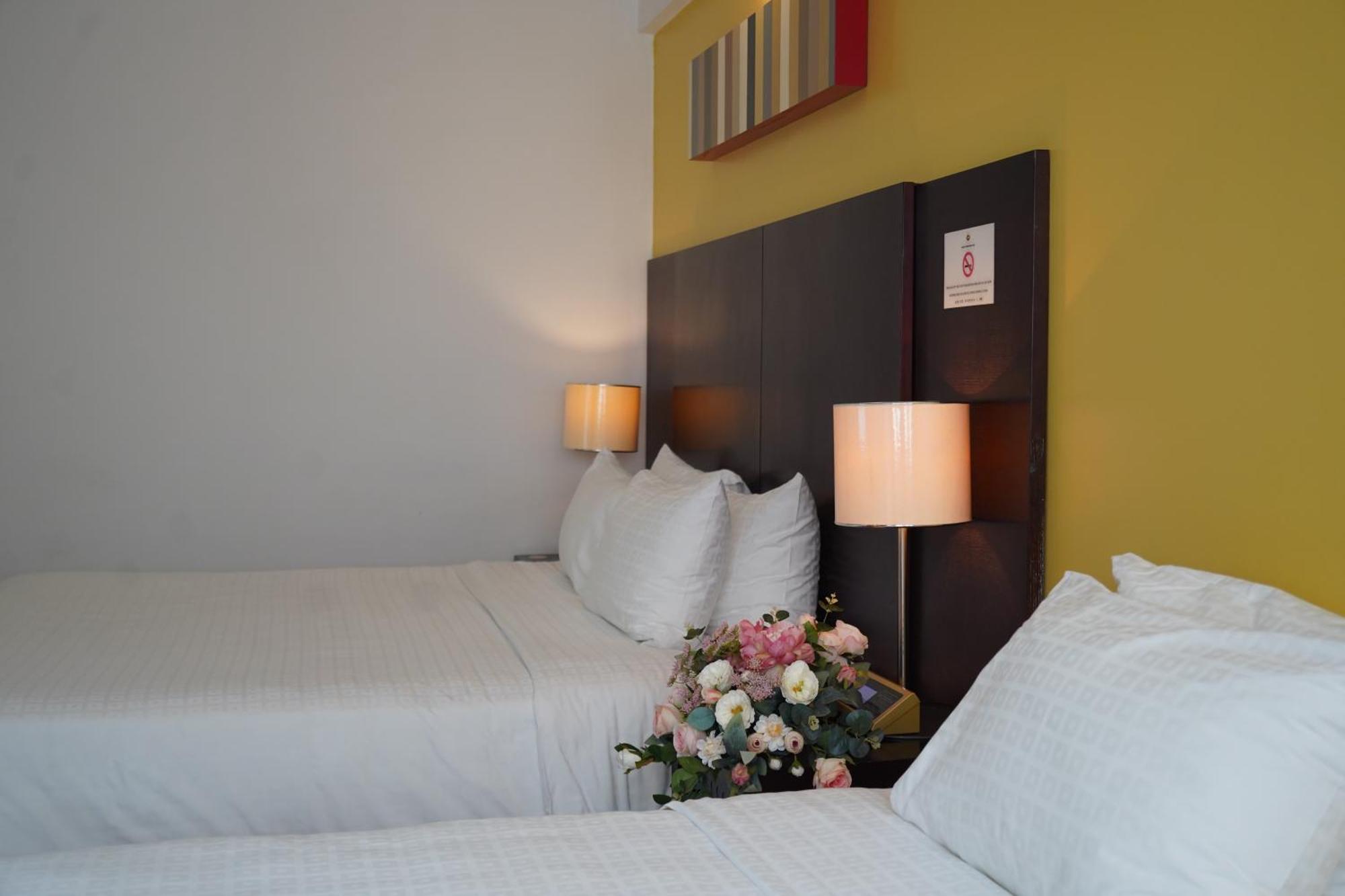 Quốc Tế Bảo Sơn 4* Hà Nội