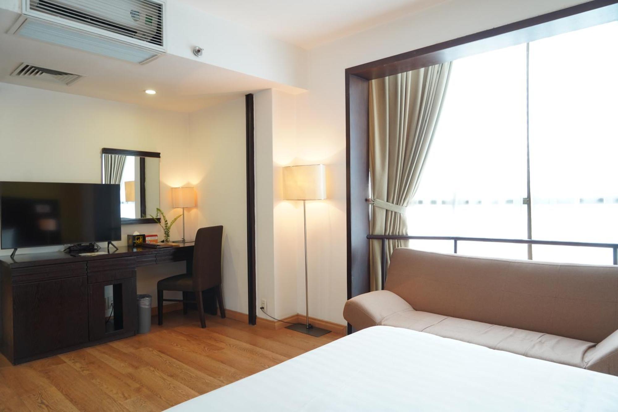 Quốc Tế Bảo Sơn 4* Hà Nội