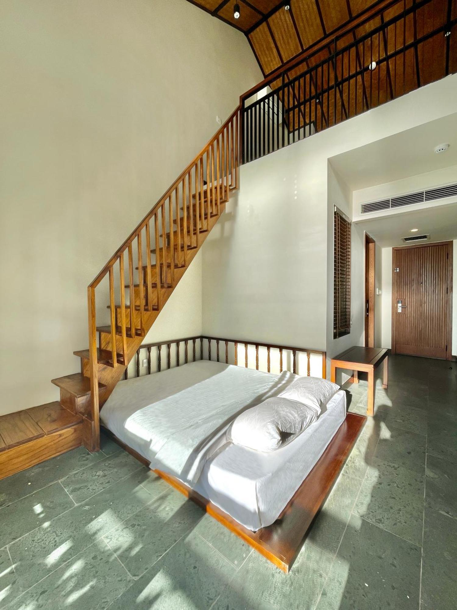 Nghe Prana And Hotel