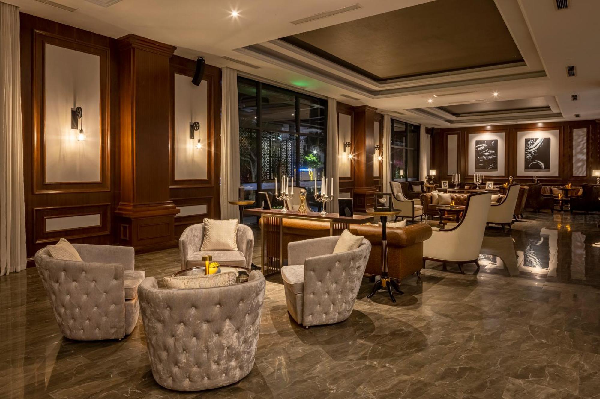 Melia Vinpearl Phong Rivera Hotel