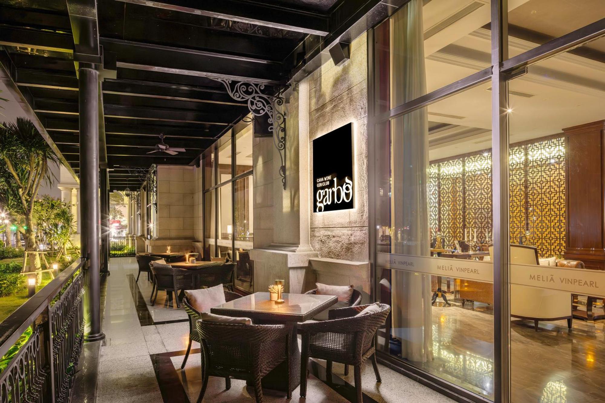 Melia Vinpearl Phong Rivera 5*