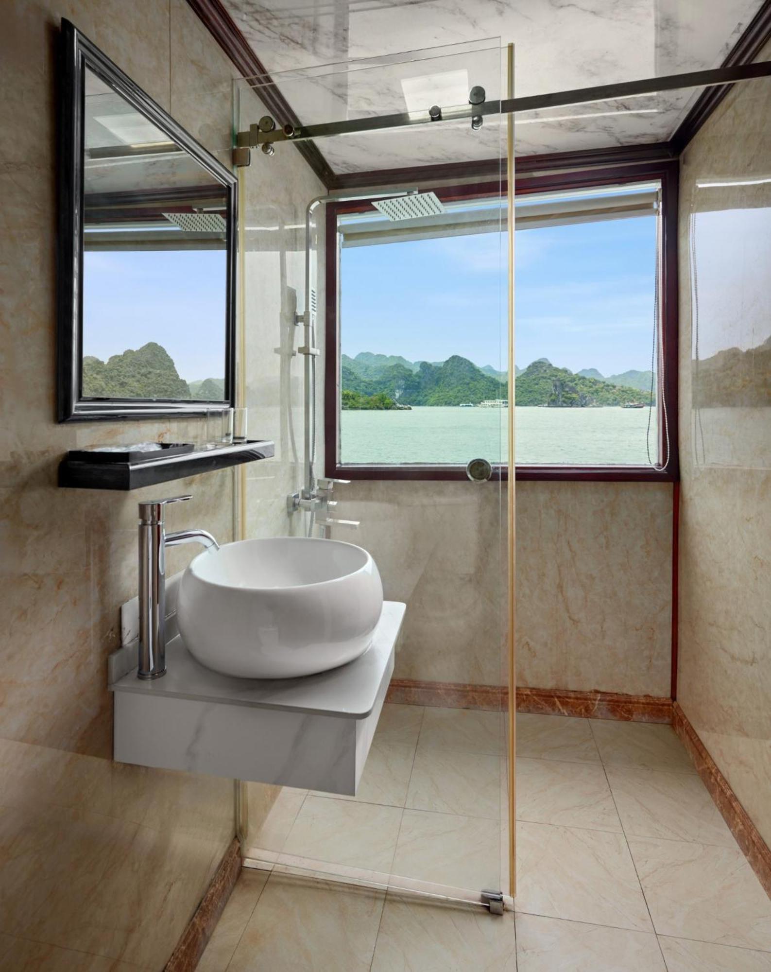 Cozy Bay Cruise 3* Ha Long