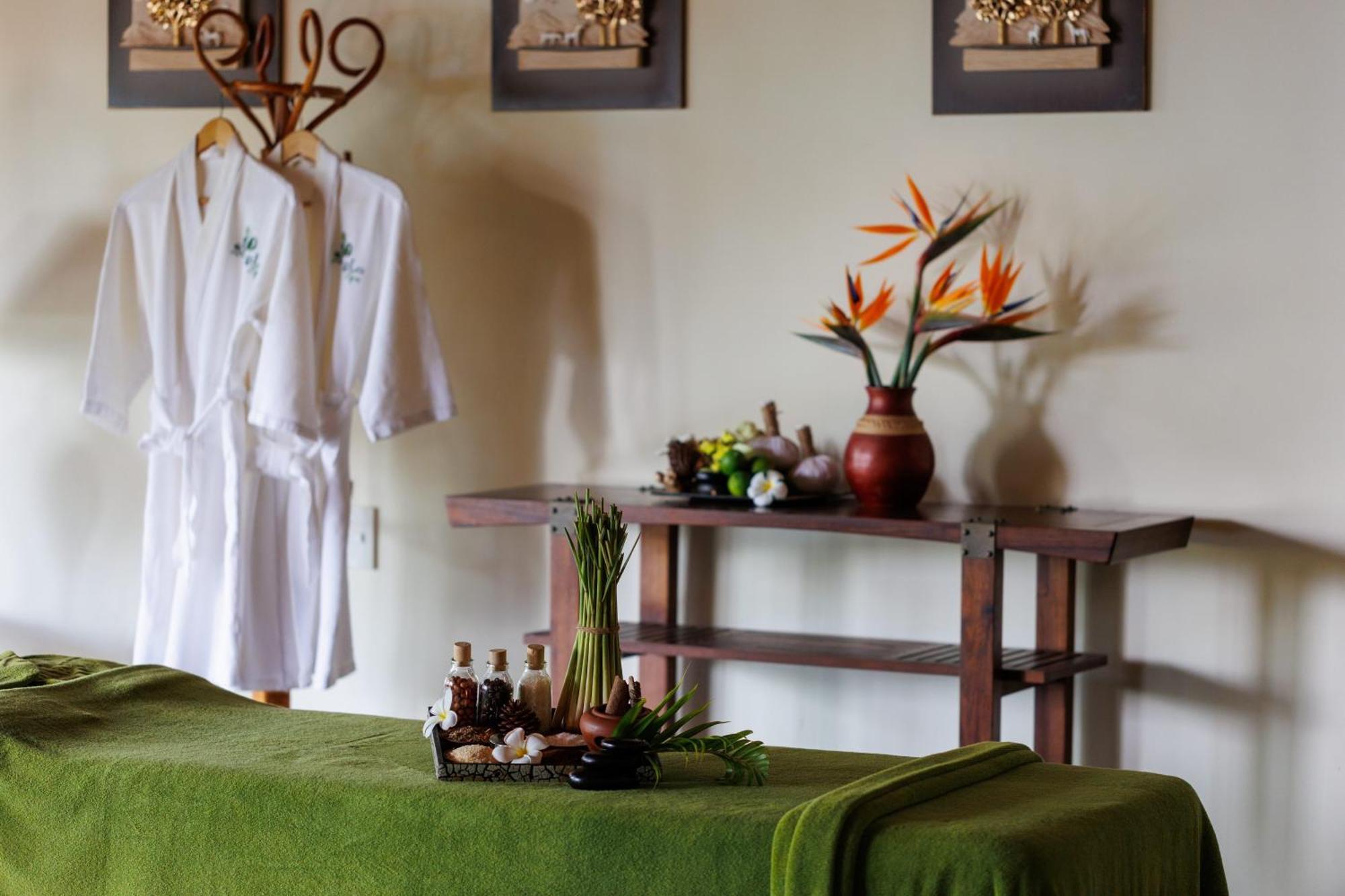 Dưỡng&spa Diamond Bay Nha Trang