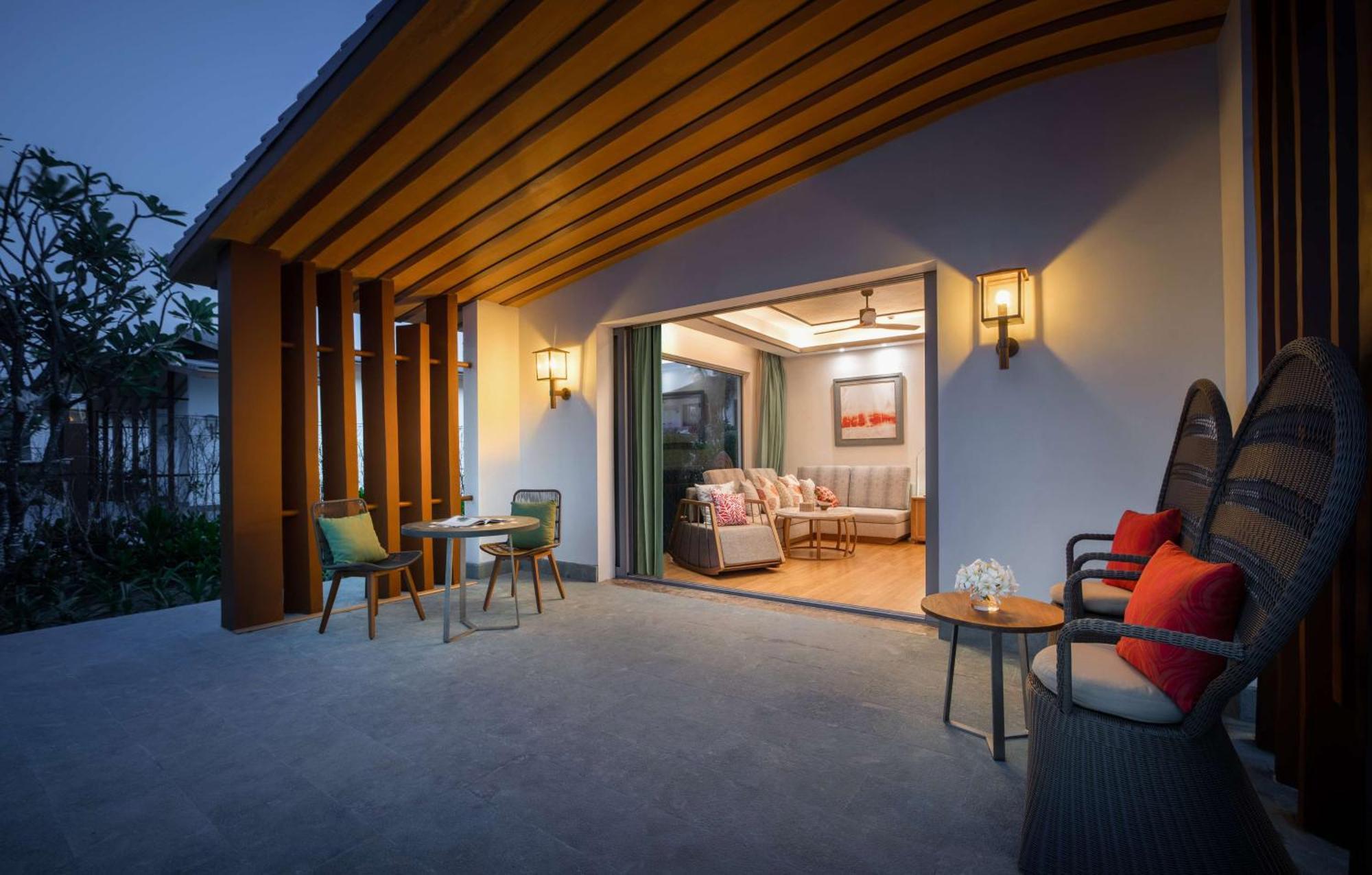 Radisson Blu Cam Ranh Resort 5*