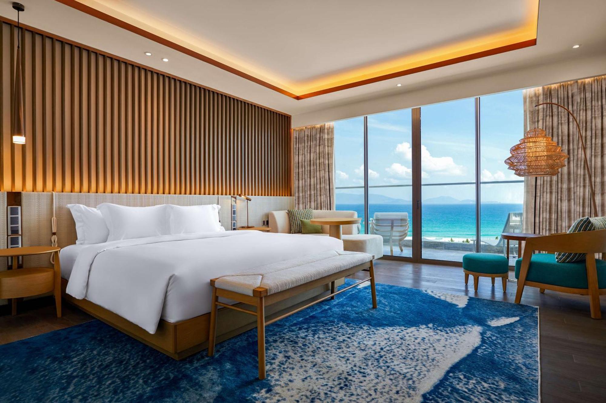 Radisson Blu Cam Ranh Resort 5*