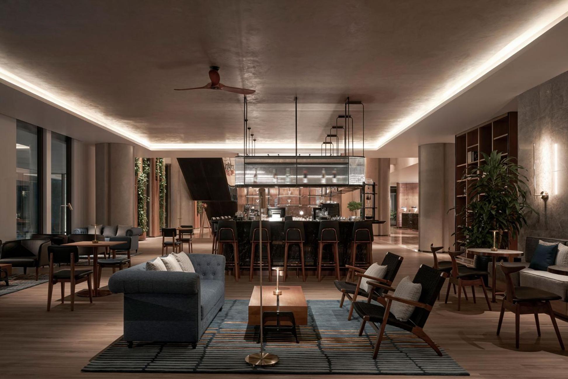 Hotel The Yacht By Dc Hạ Long