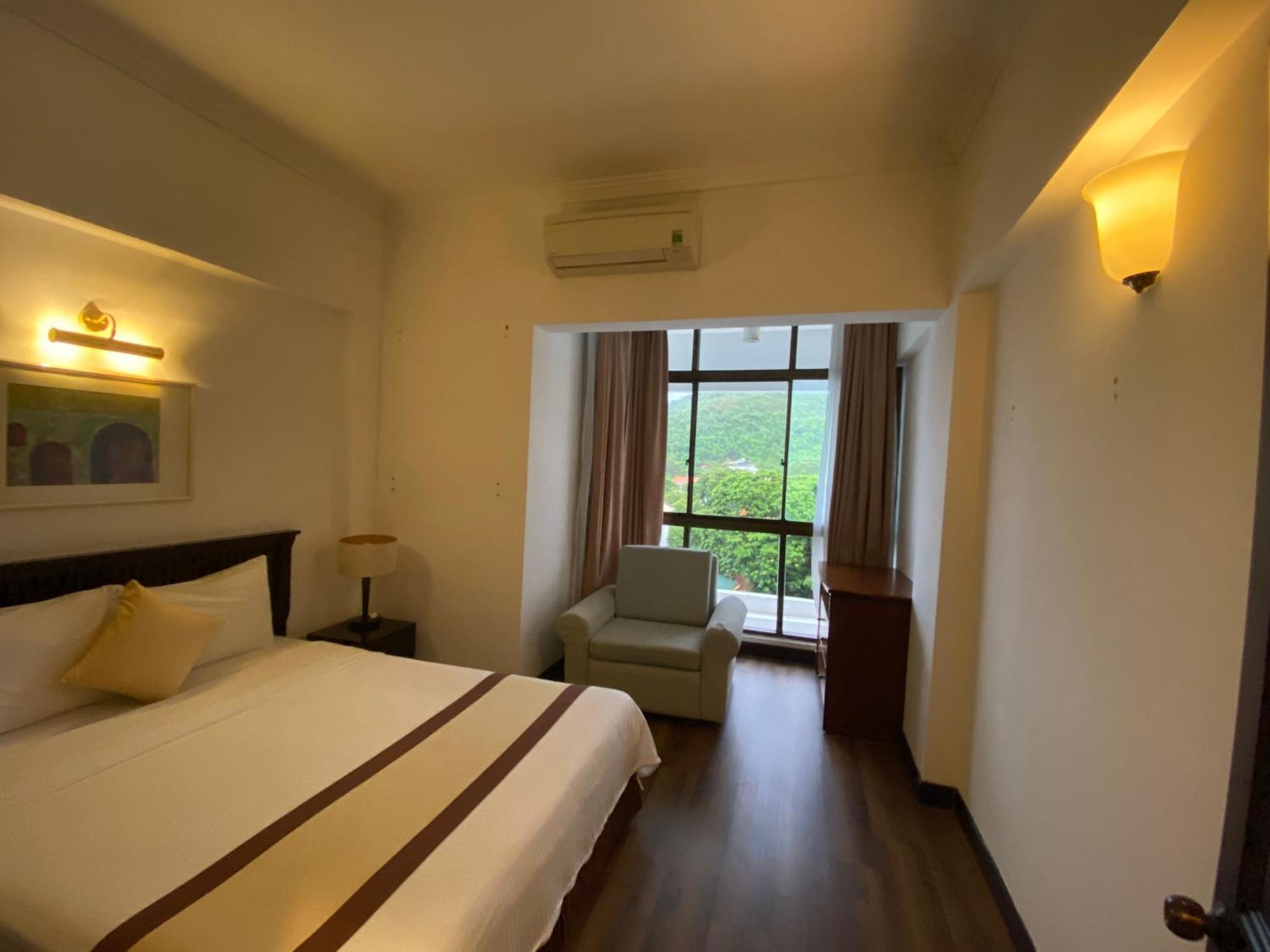 Aparthotel Ocean Sunrise 4*