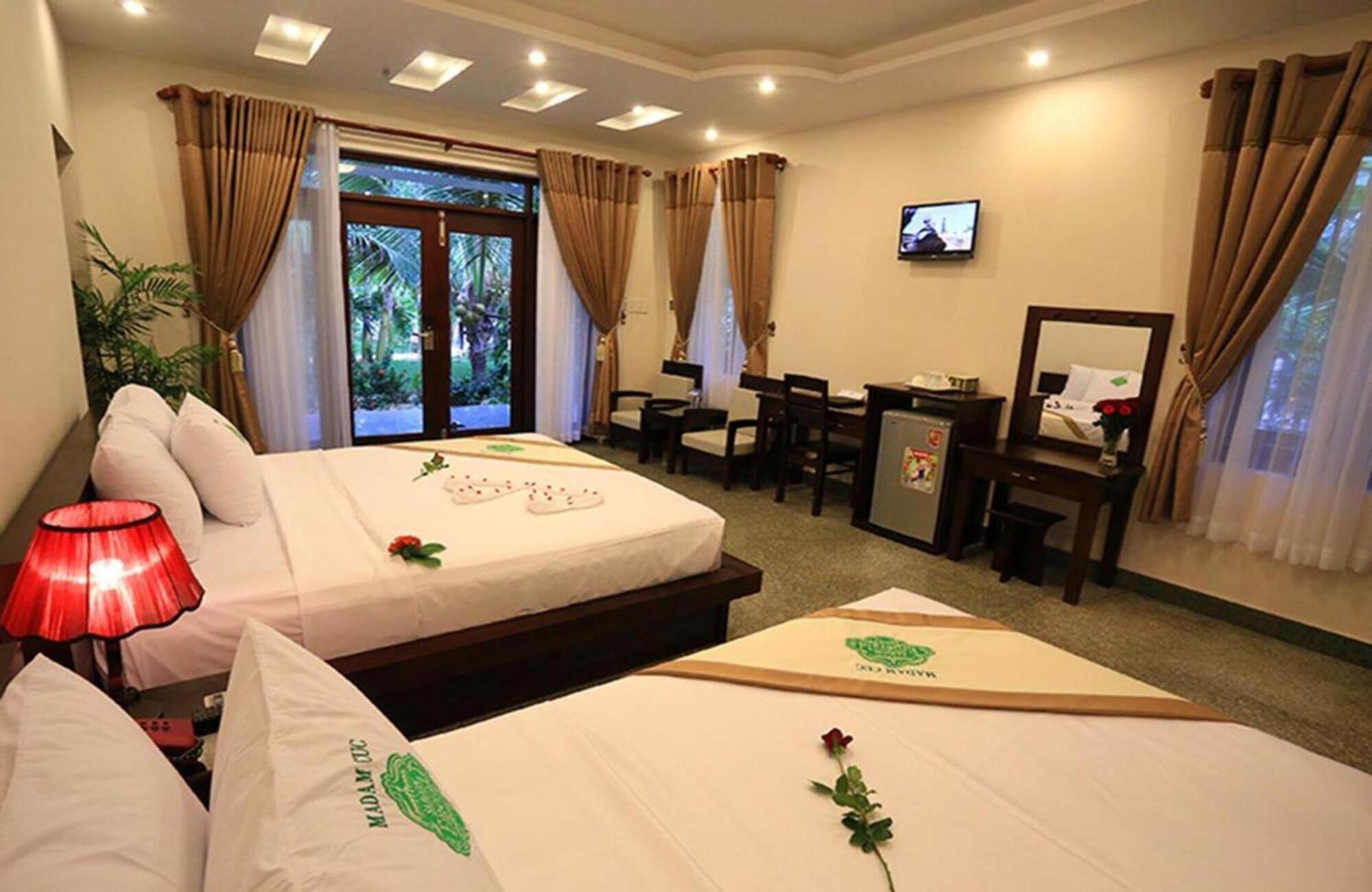 Saigon Emerald Resort 4*