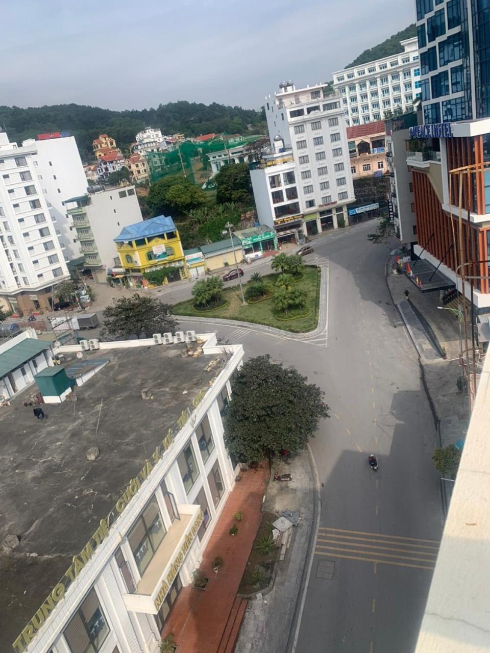Lavenderhotel Ha Long