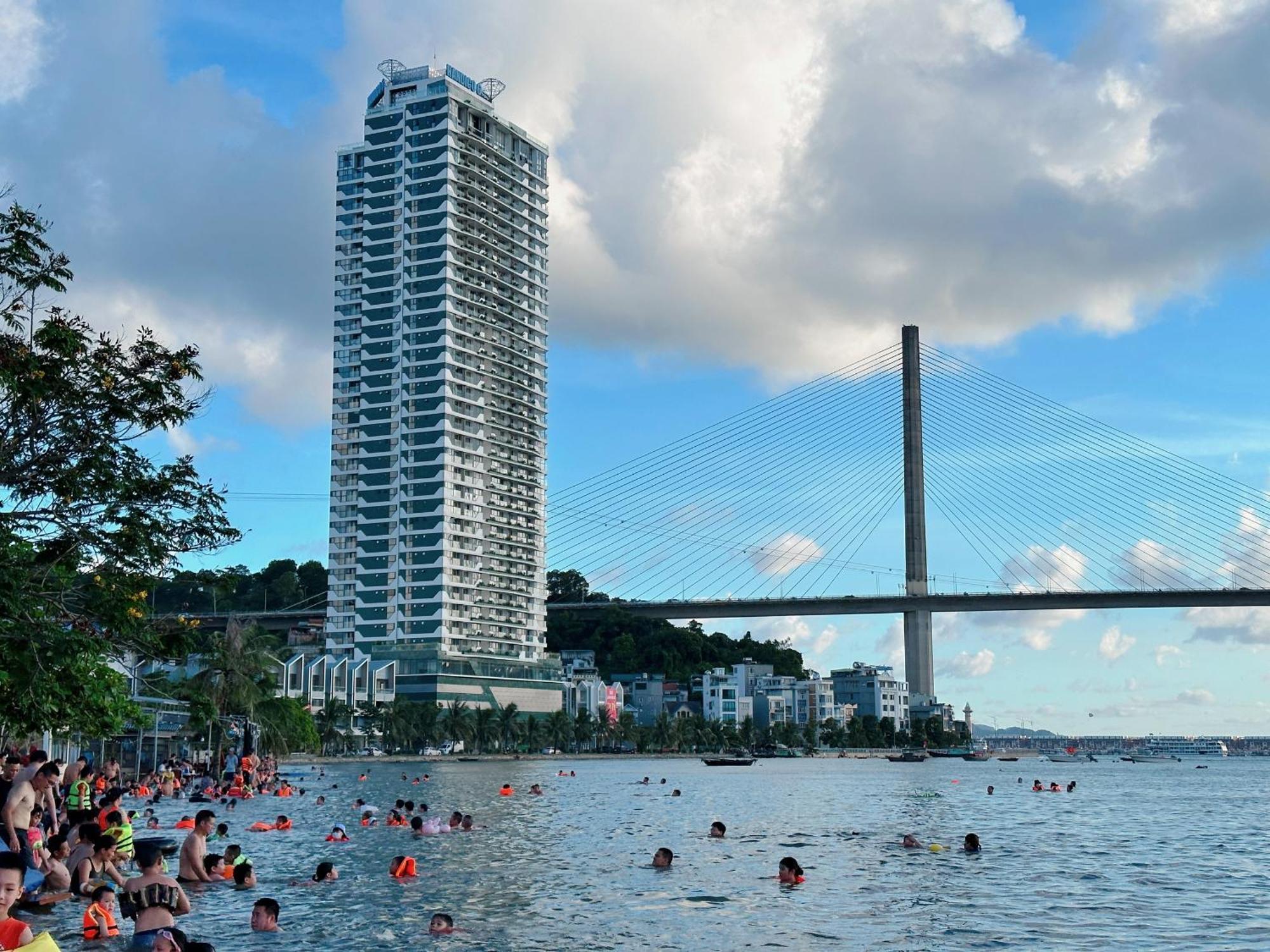 Apartment Diamond Ha Long