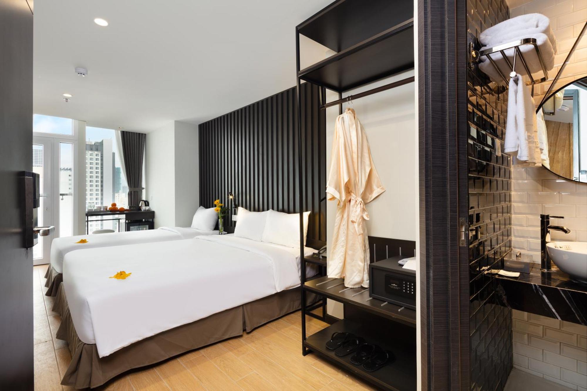 Agnes Hotel