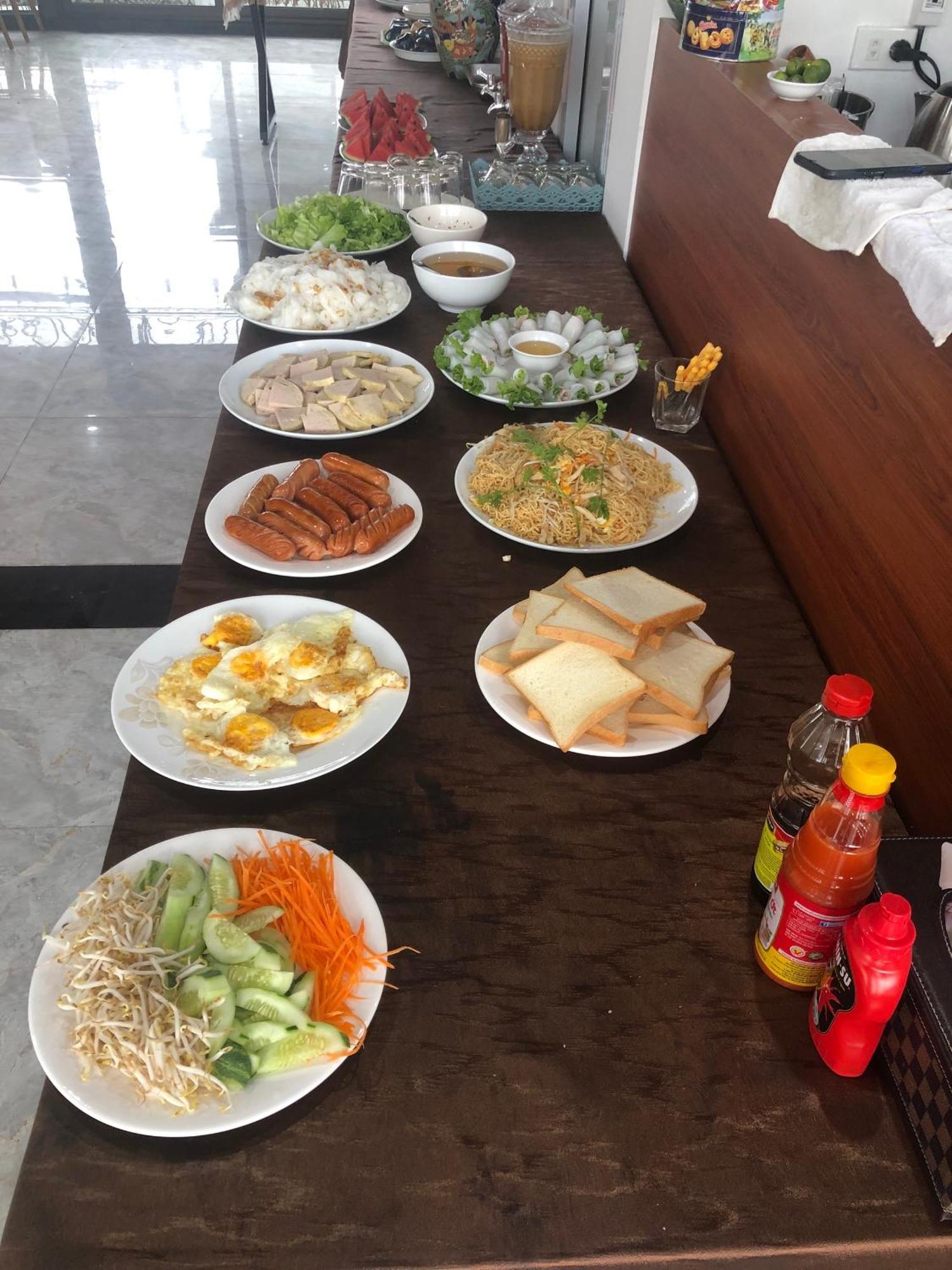 Khách sạn Lantana E409 Sunplaza Pho Di Bo, Bai Chay,