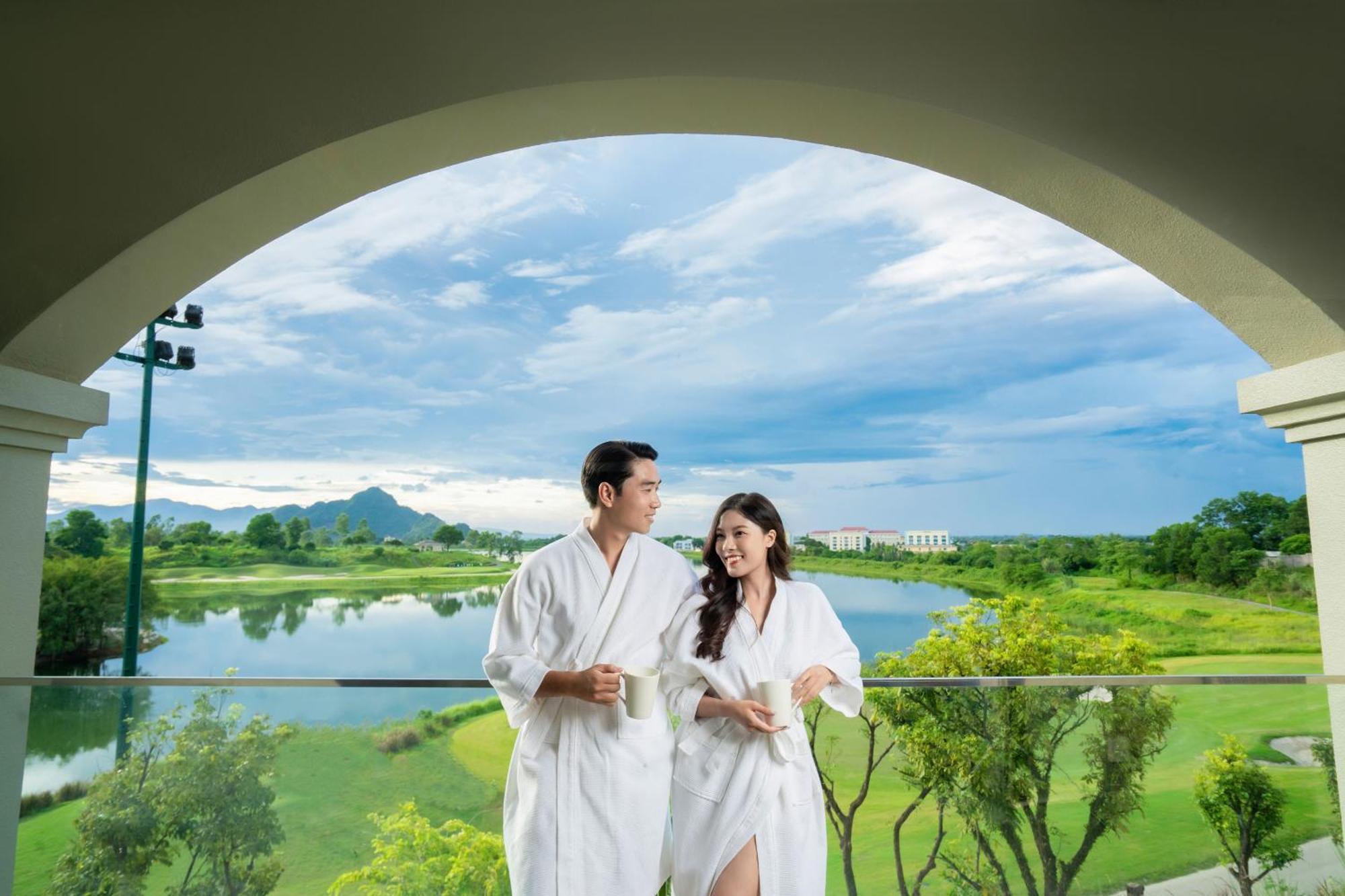 Dưỡng Và Wyndham Sky Khách sạn 5*