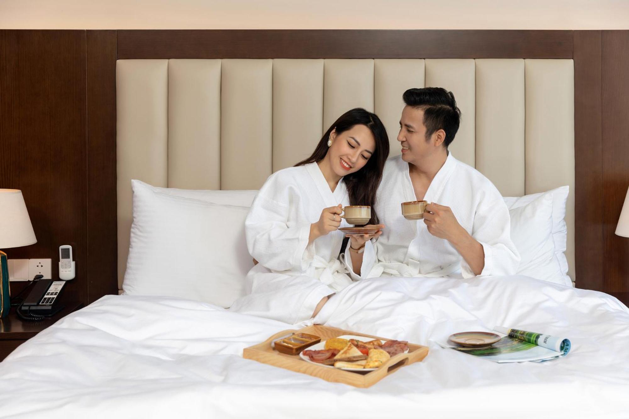 Dưỡng Và Wyndham Sky 5* Hà Nội