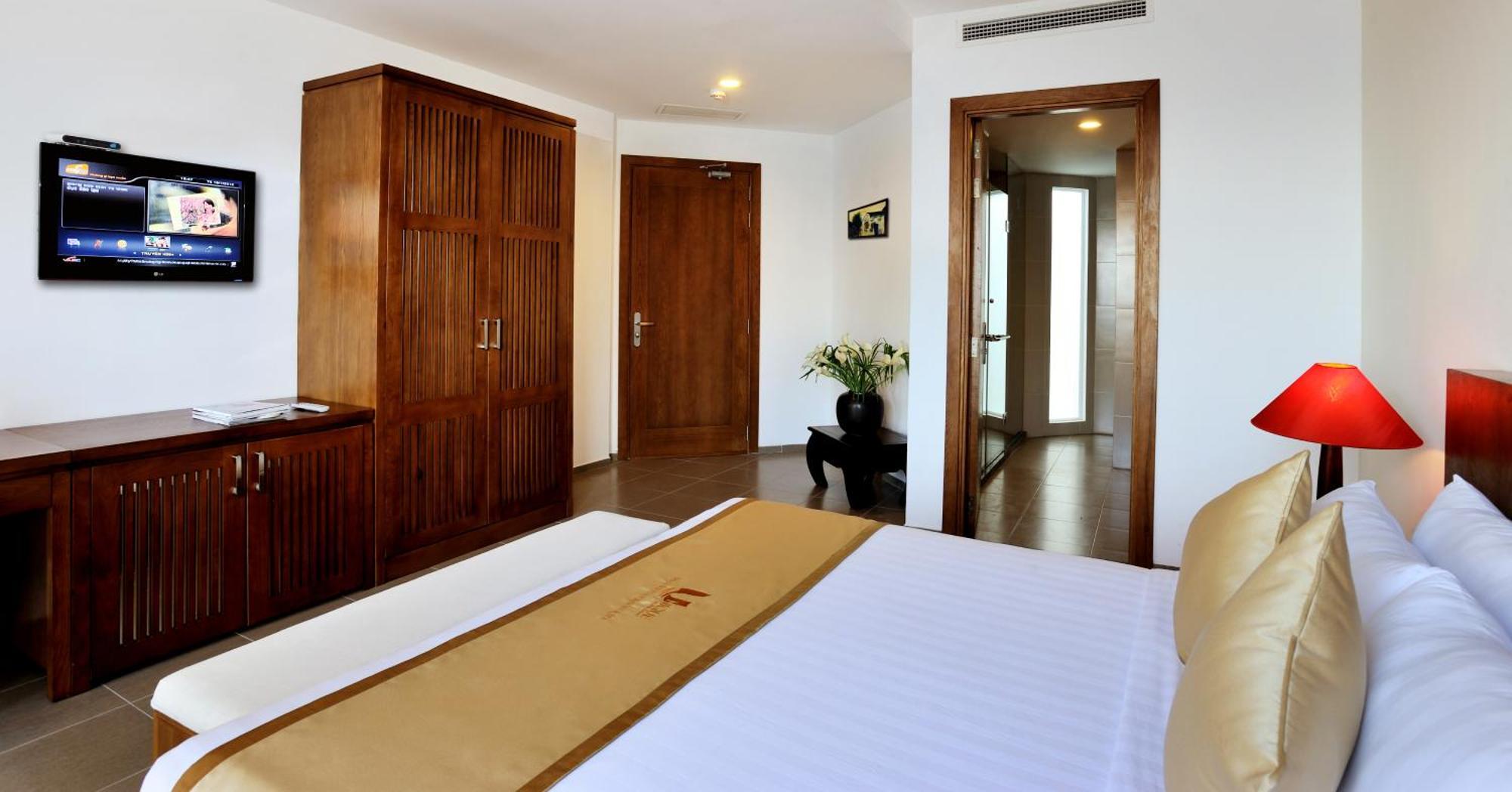 Unique Mui Ne And 4* Phan Thiet