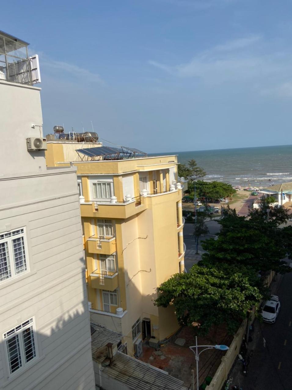 Khách sạn hẻo lánh Phát Lộc *