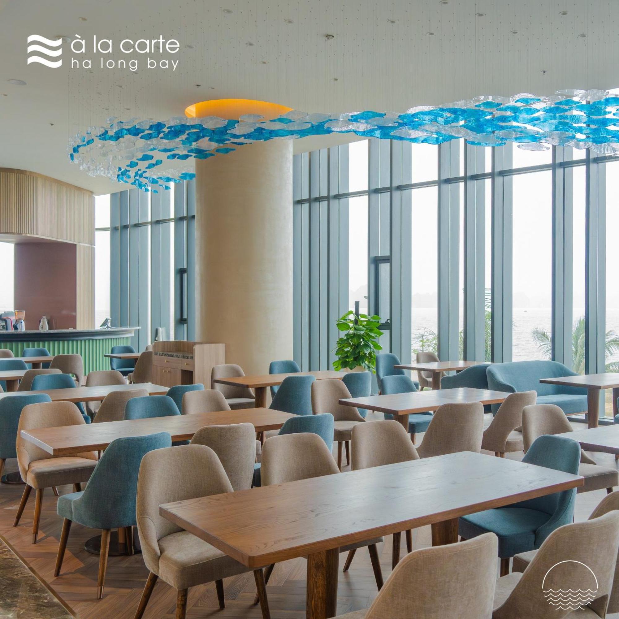 A La Carte By The Ha Long