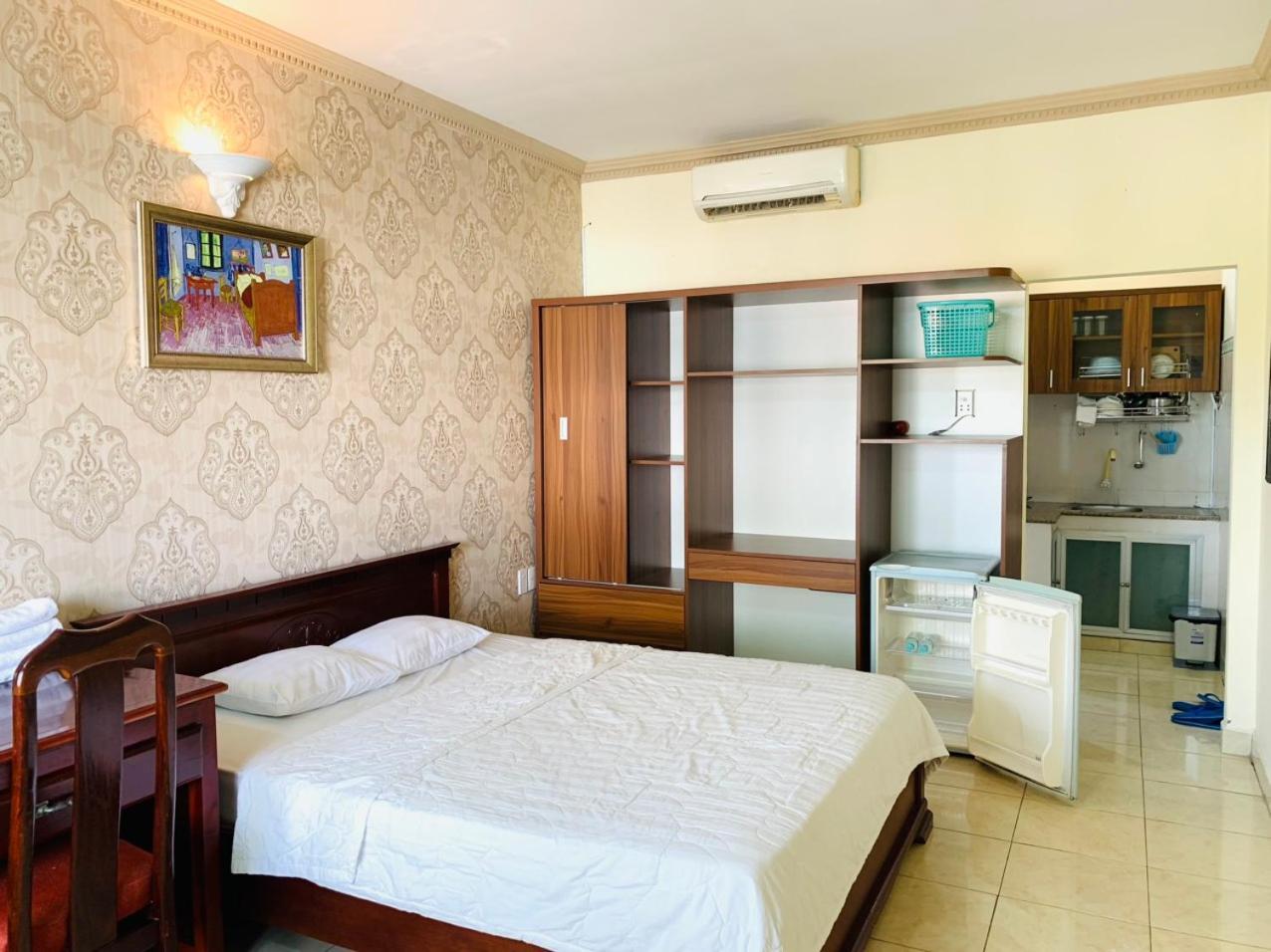 Lam Son Hotel 2*