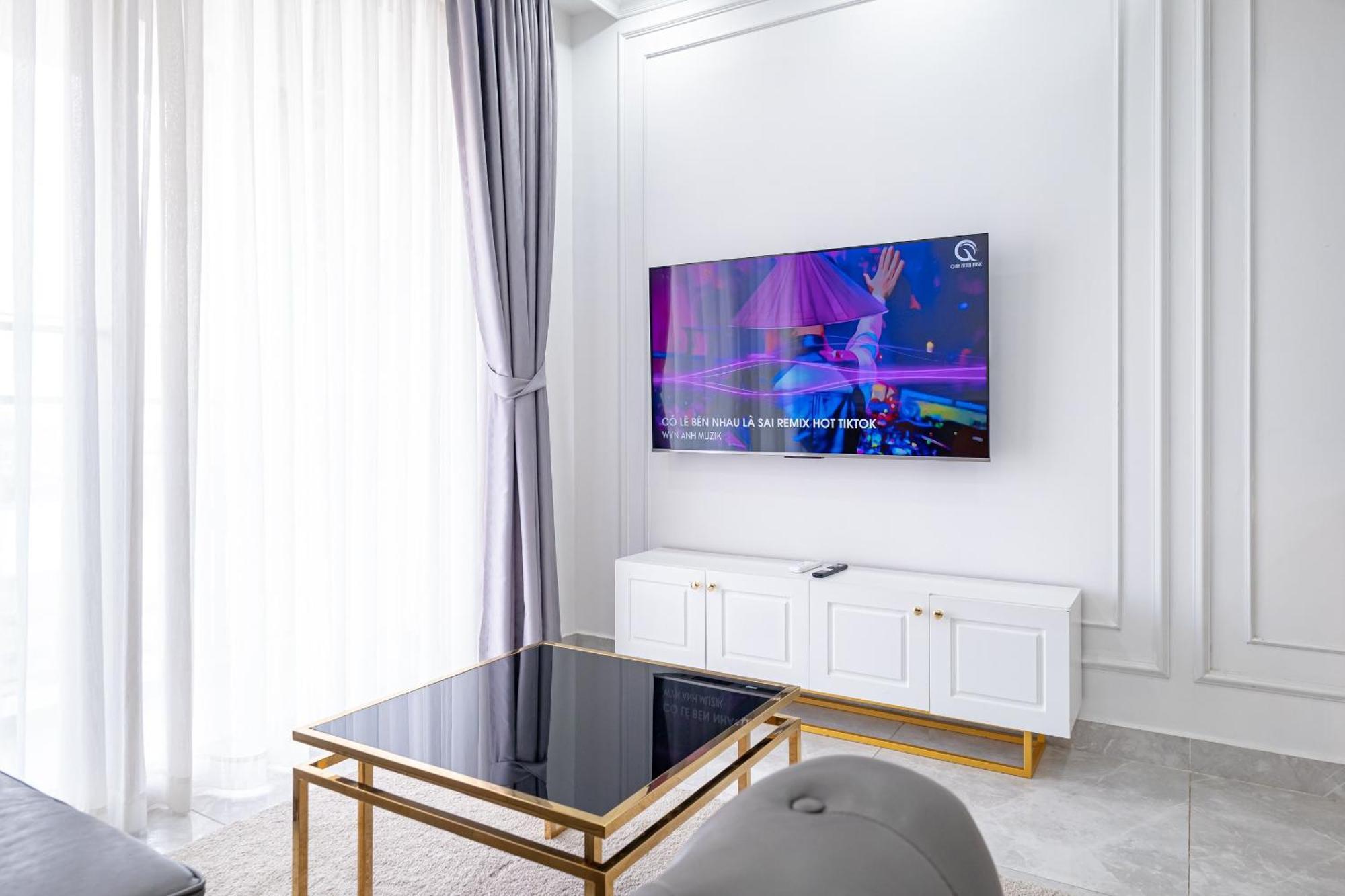 Midtown By Saigon - Phu My Hung Apartment *