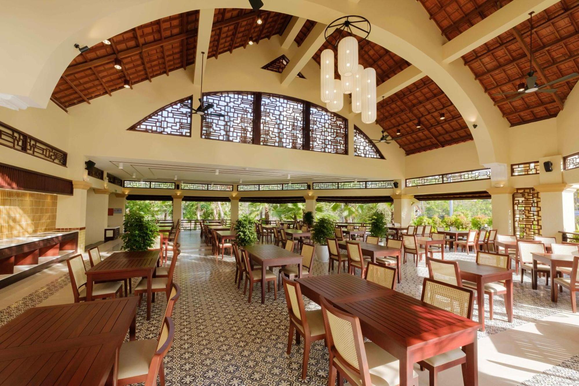Sunny & Resort Phan Thiet