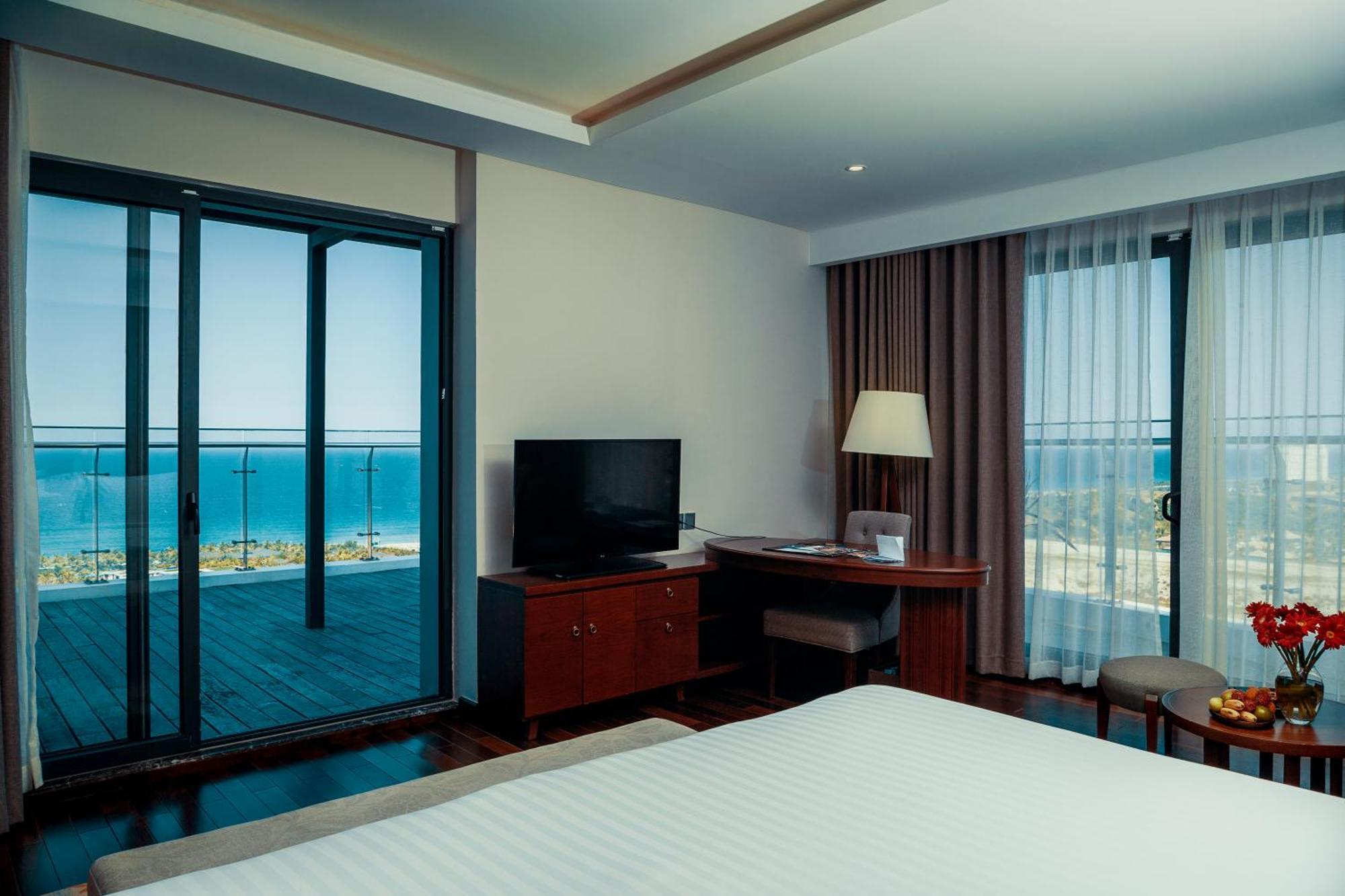 Duyen Ha Cam Ranh
