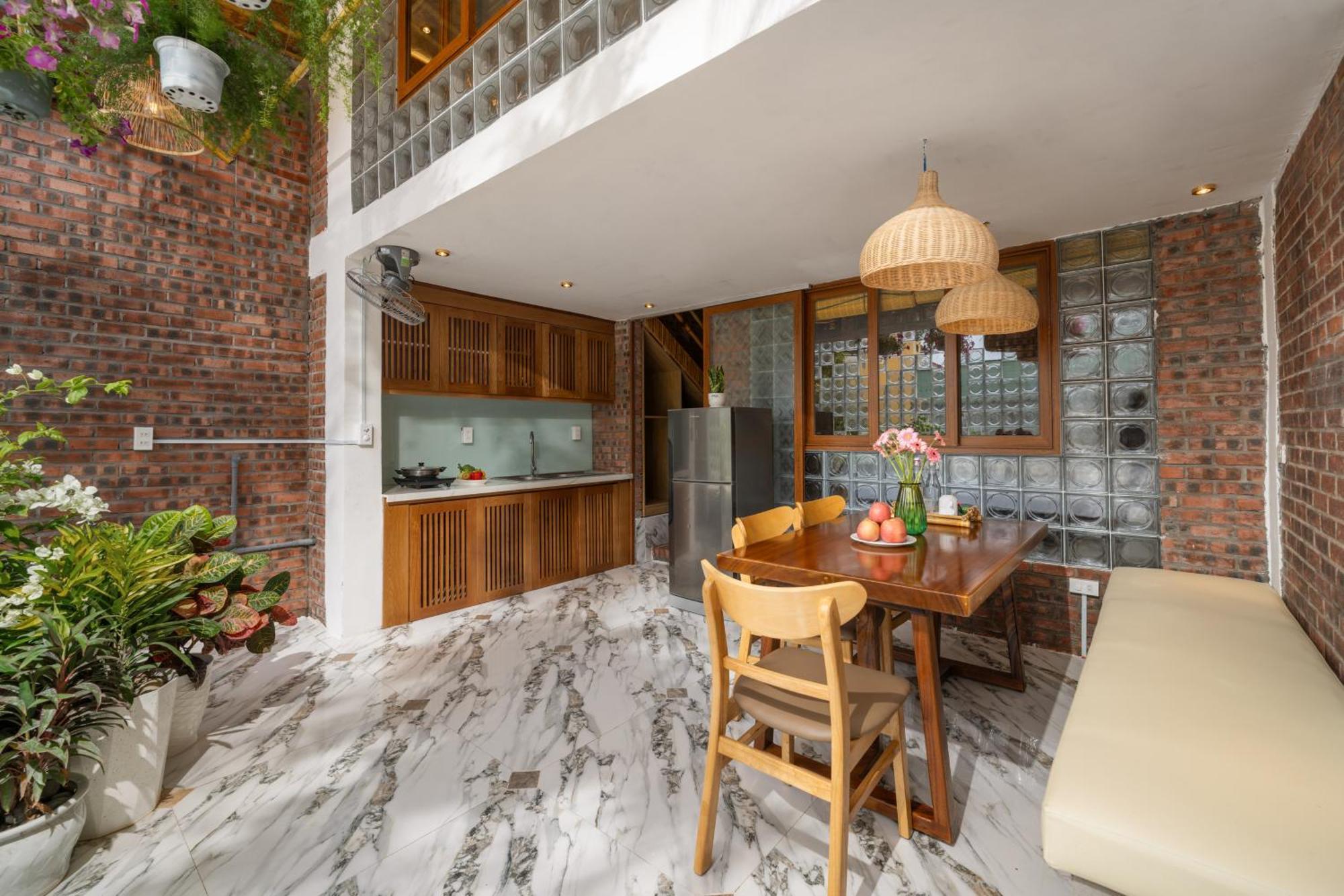 Bed & Breakfast Golden Bamboo An Bang & *