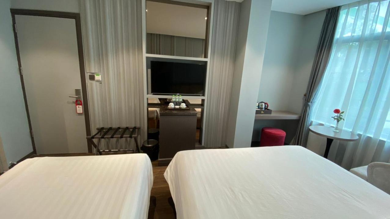 Ping Hà Nội Khách sạn 3*