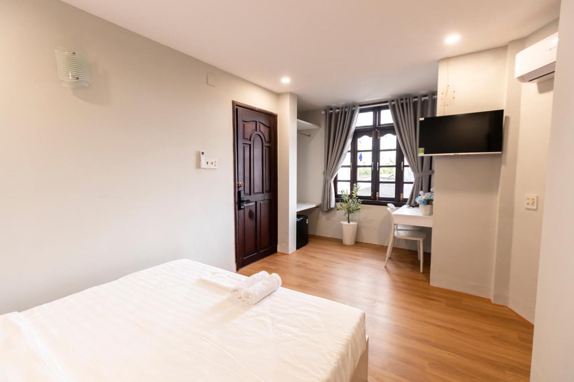Hotel Cosmos By Ht