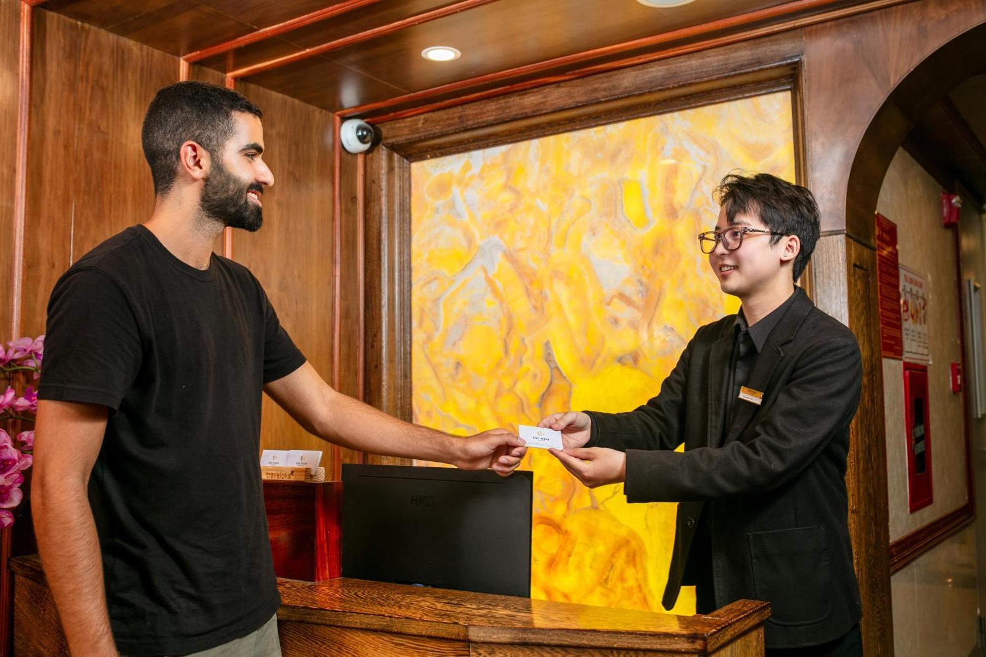 Hotel The West & 3*