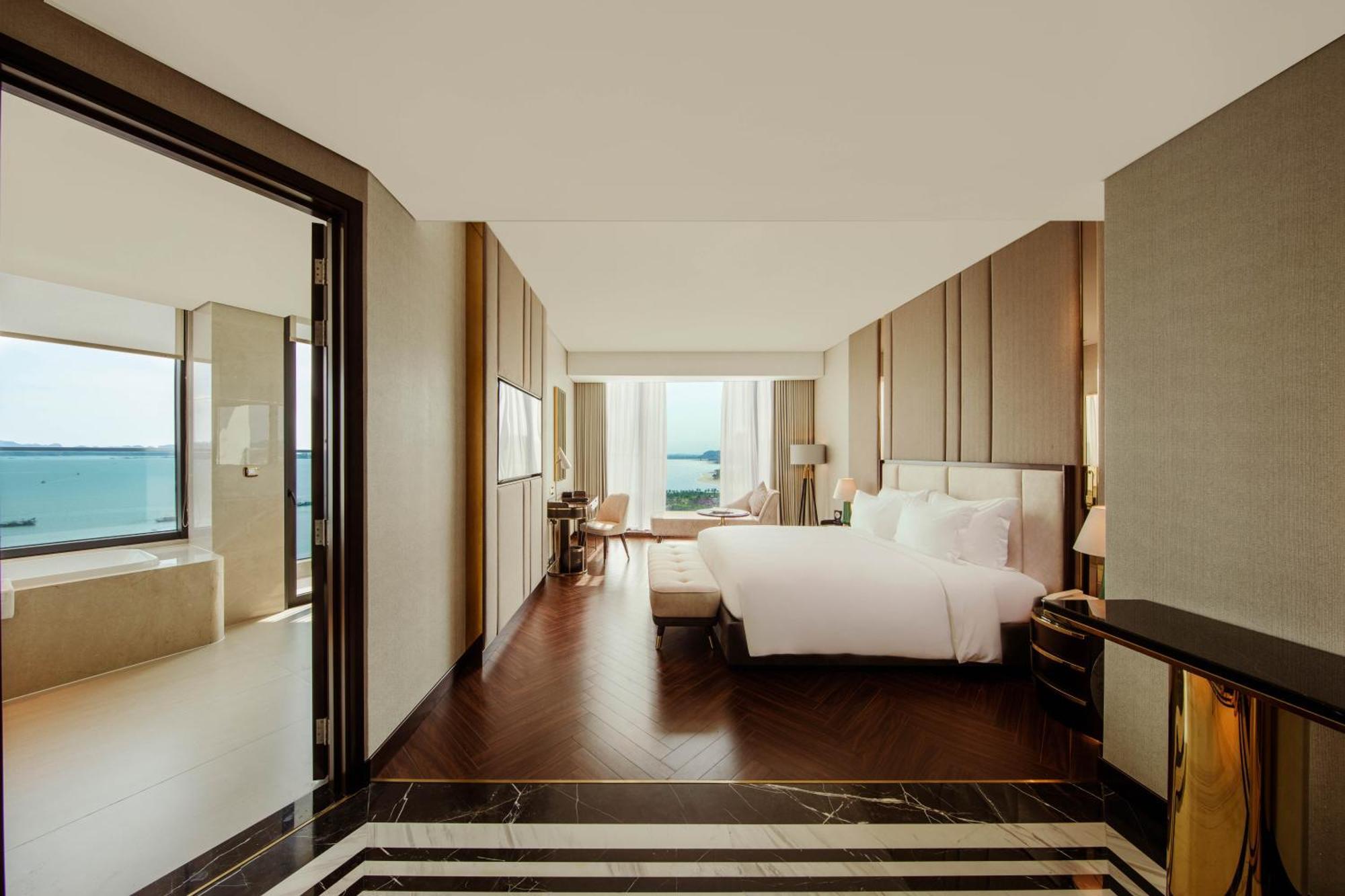 Radisson Blu Ha Long Bay