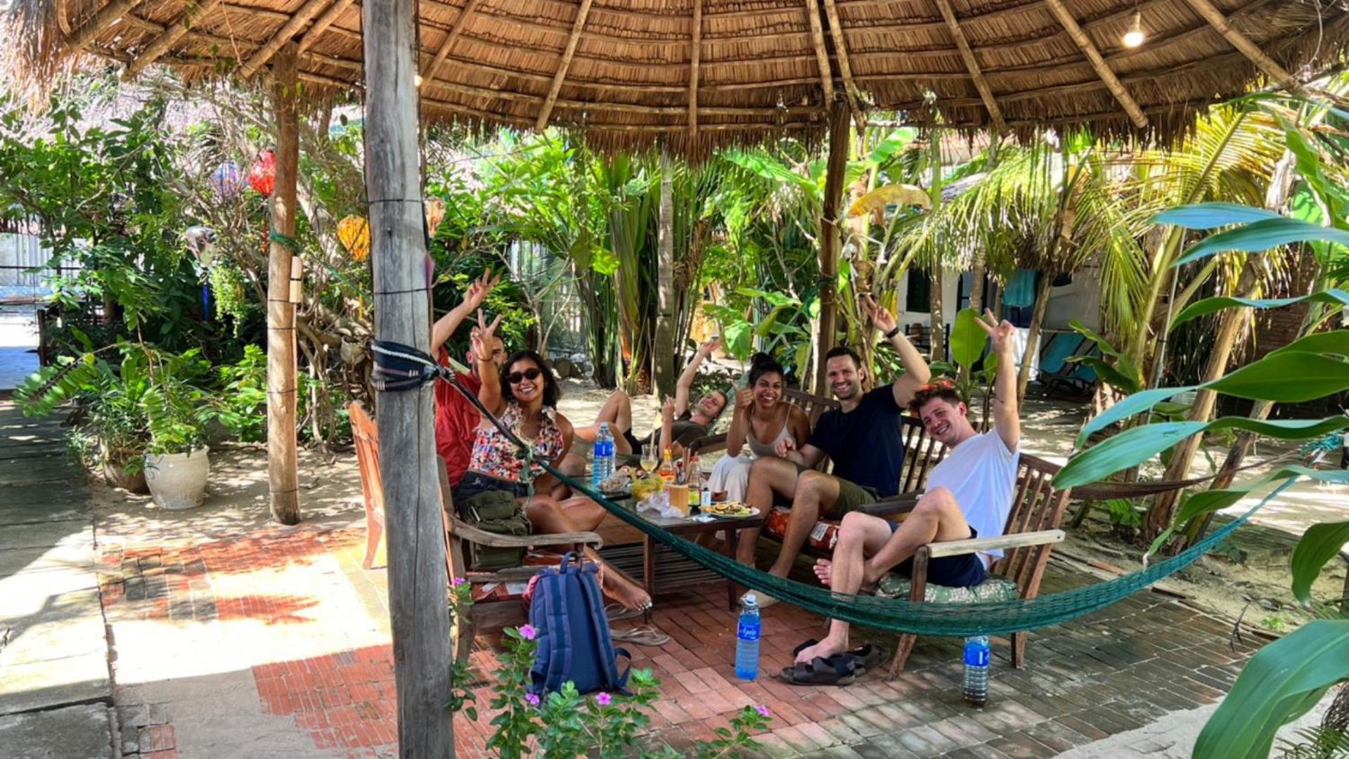 Vy's Cạnh Biển Hội An