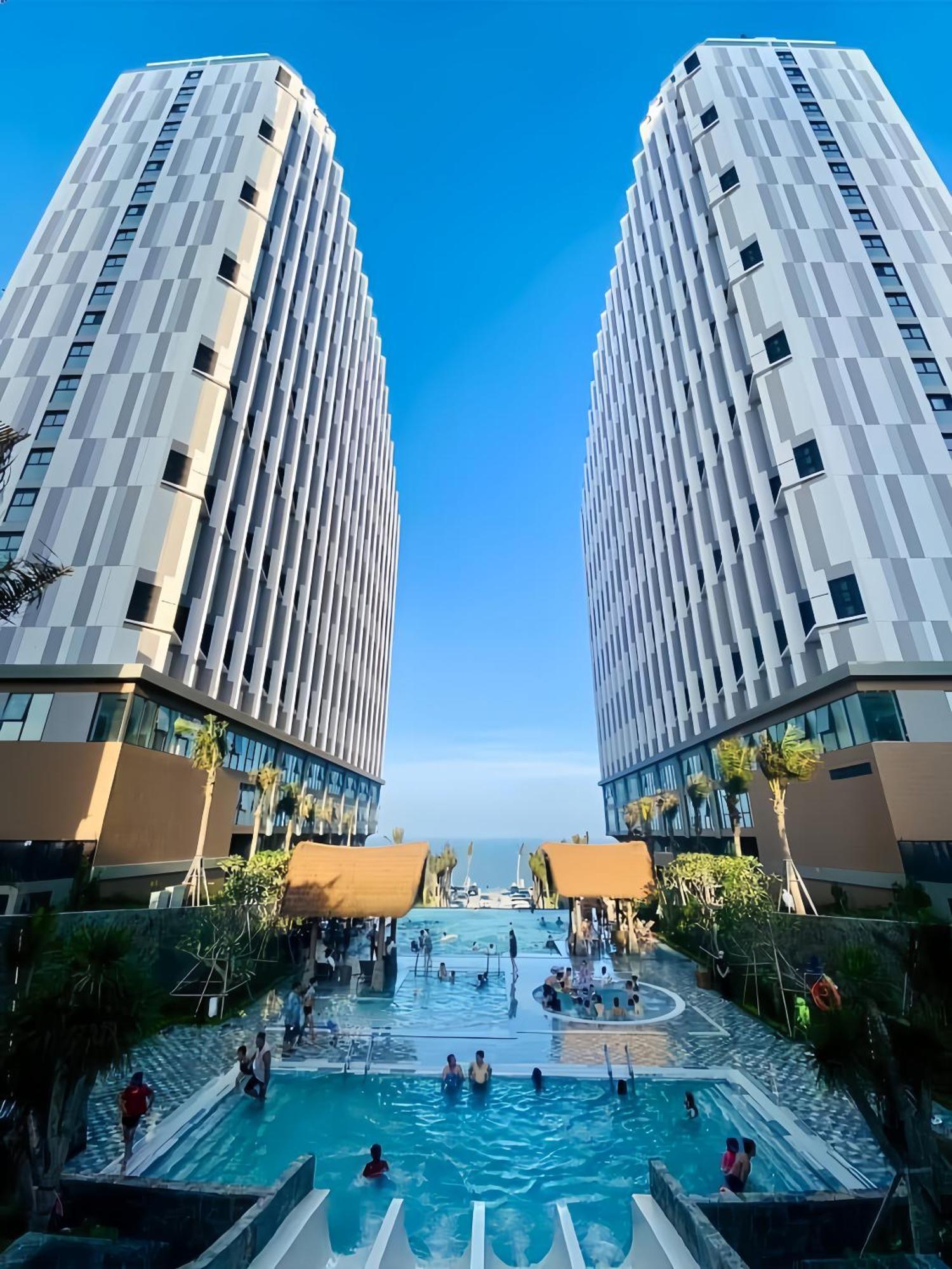 Apec Mandala Wyndham Mui Ne Hotel 5*