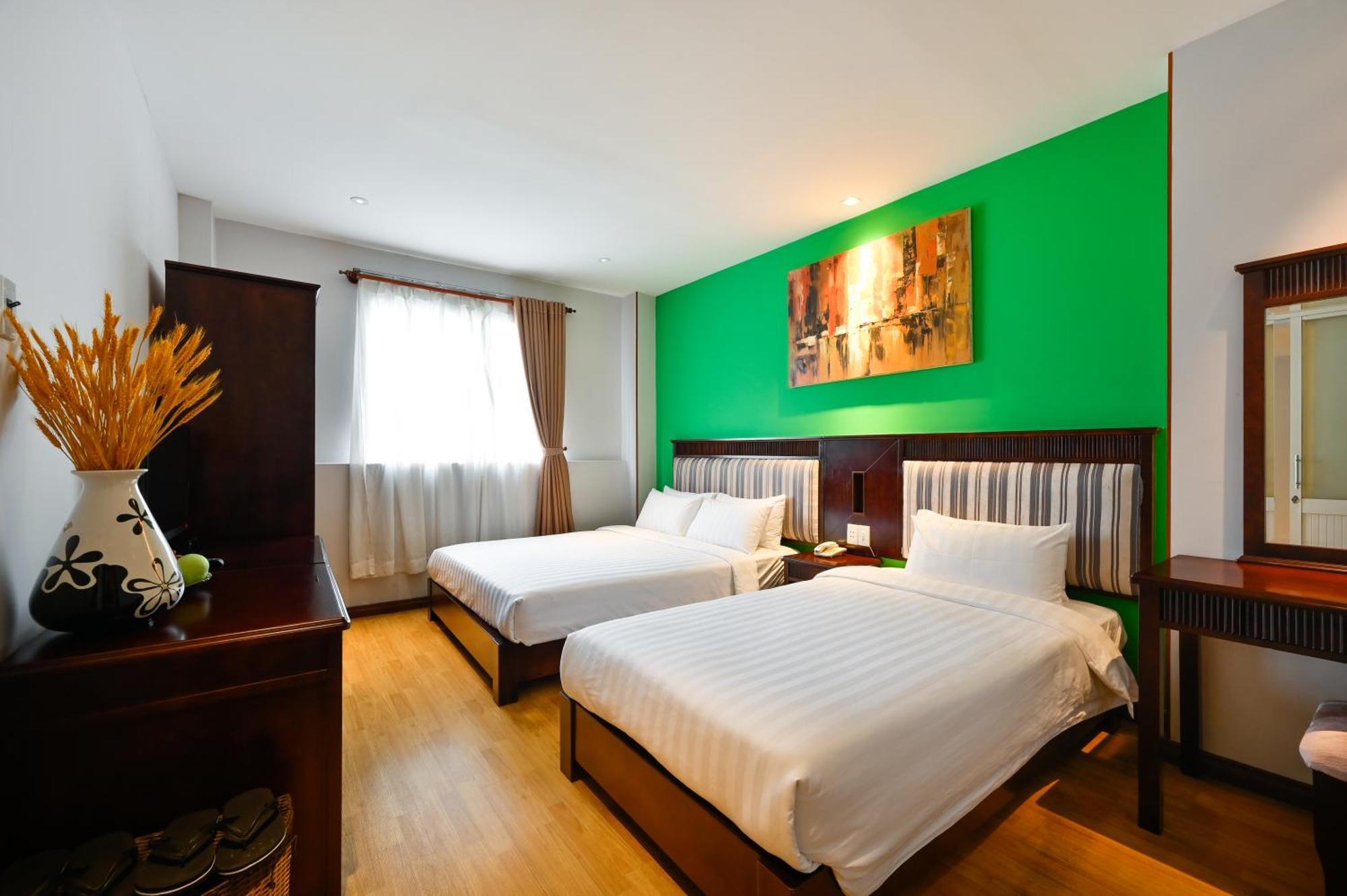 Cherry & Spa- Japanese Town Hotel Ho Chi Minh City