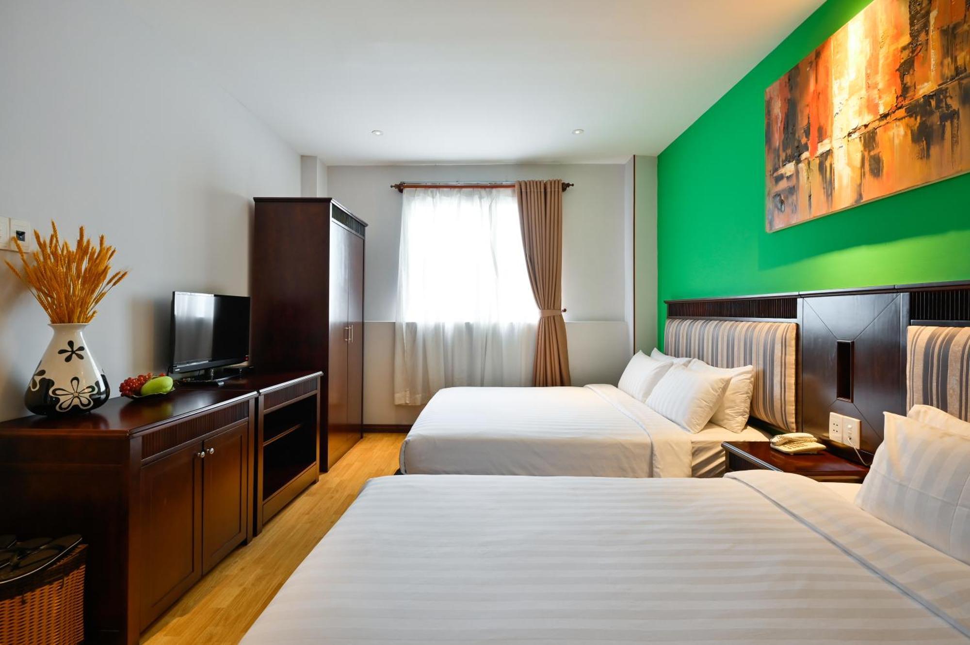 Cherry & Spa- Japanese Town Hotel 3*