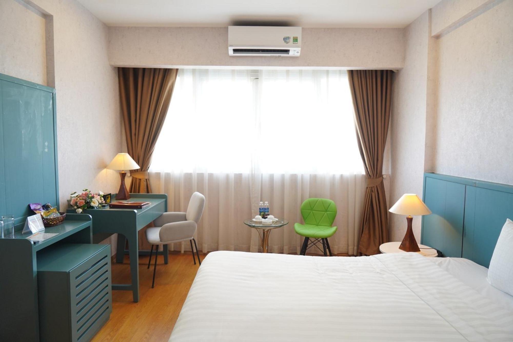 Khách sạn Quốc Tế Bảo Sơn