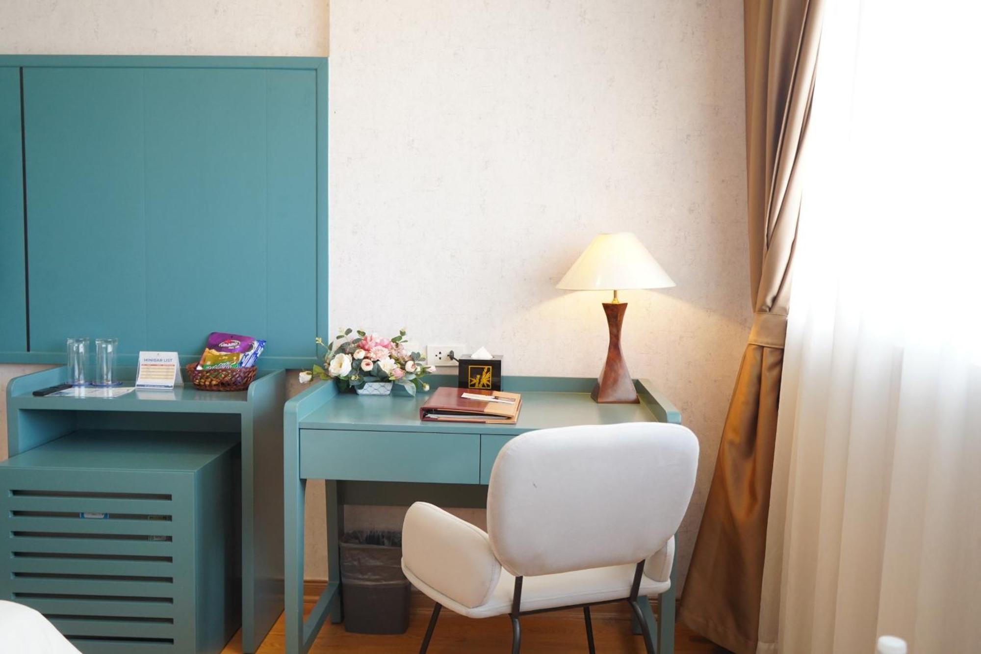 Quốc Tế Bảo Sơn 4* Hà Nội